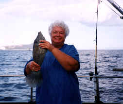 Hawaii near shore bottom fishing catch