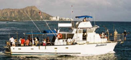 Hawaii fishing near shore bottom fishing off Waikiki