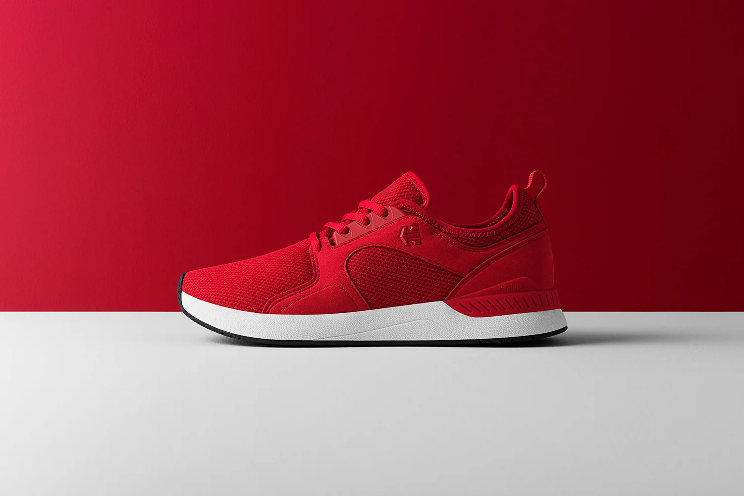 11142017_Etnies_HO17_Cypress16415.jpg