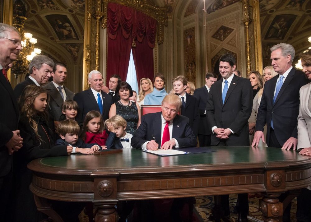 632220318-president-donald-trump-is-joined-by-the-congressional.jpg.CROP.promo-xlarge2.jpg