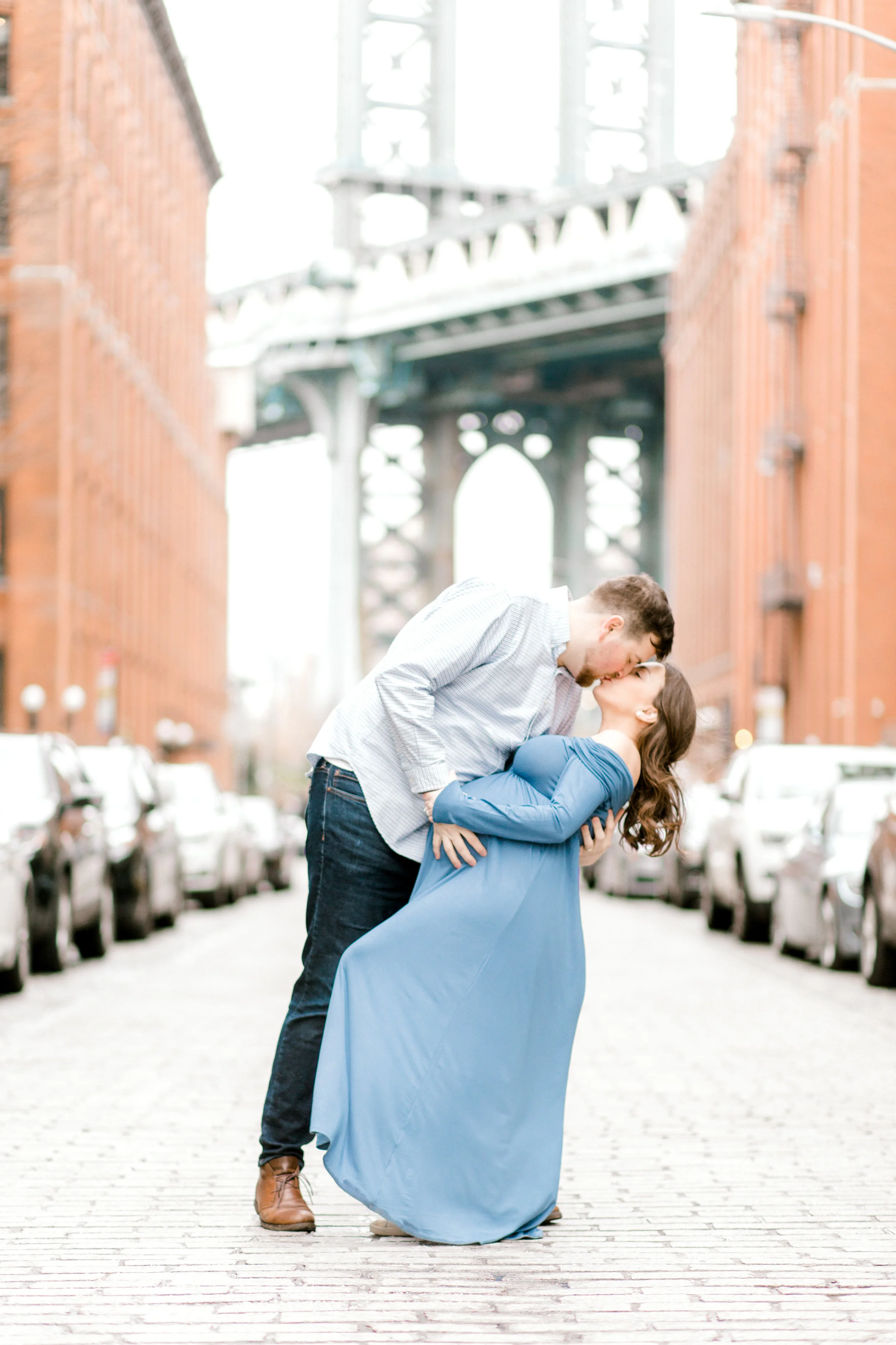 A Magical New York City Maternity Session | Brooklyn Bridge &amp; DUMBO | Jett Photography