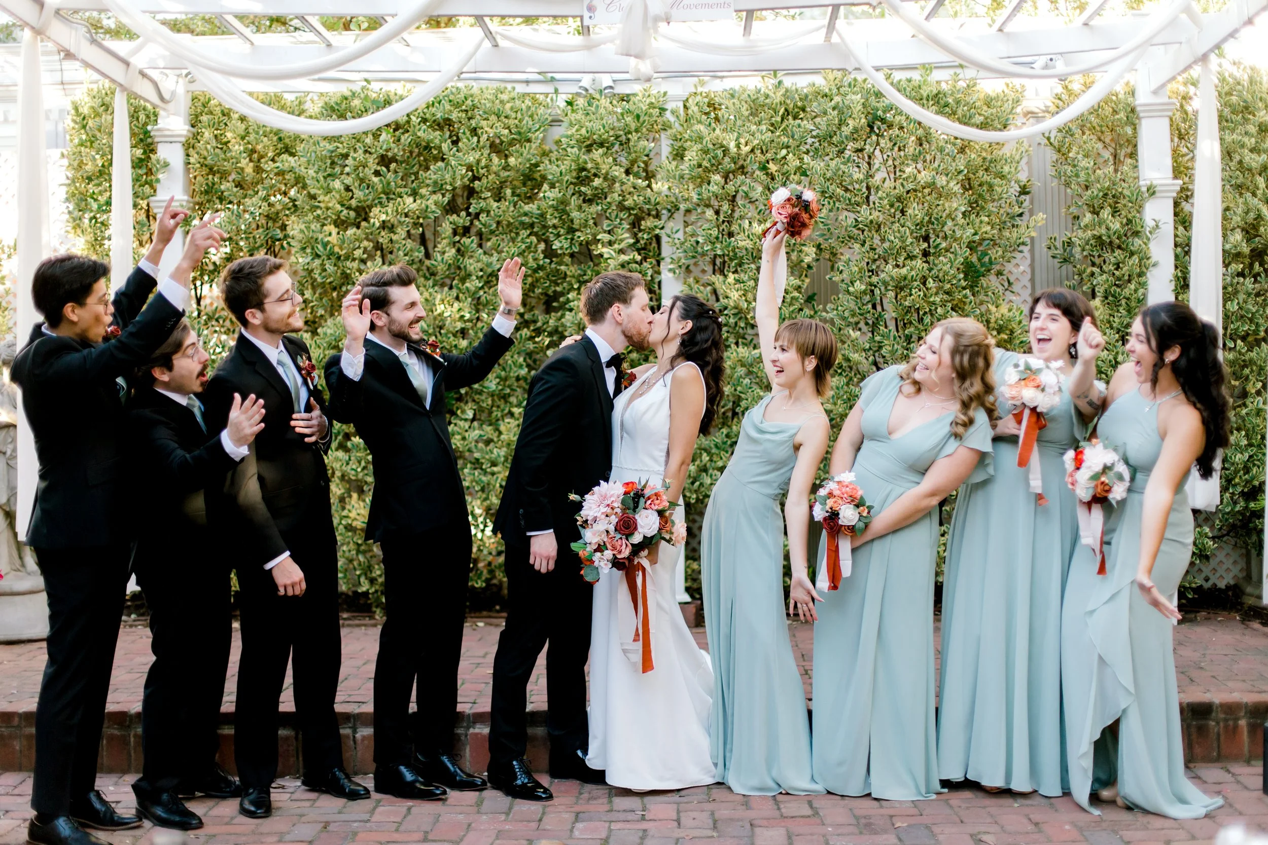 Family and Full Bridal Party15.jpg