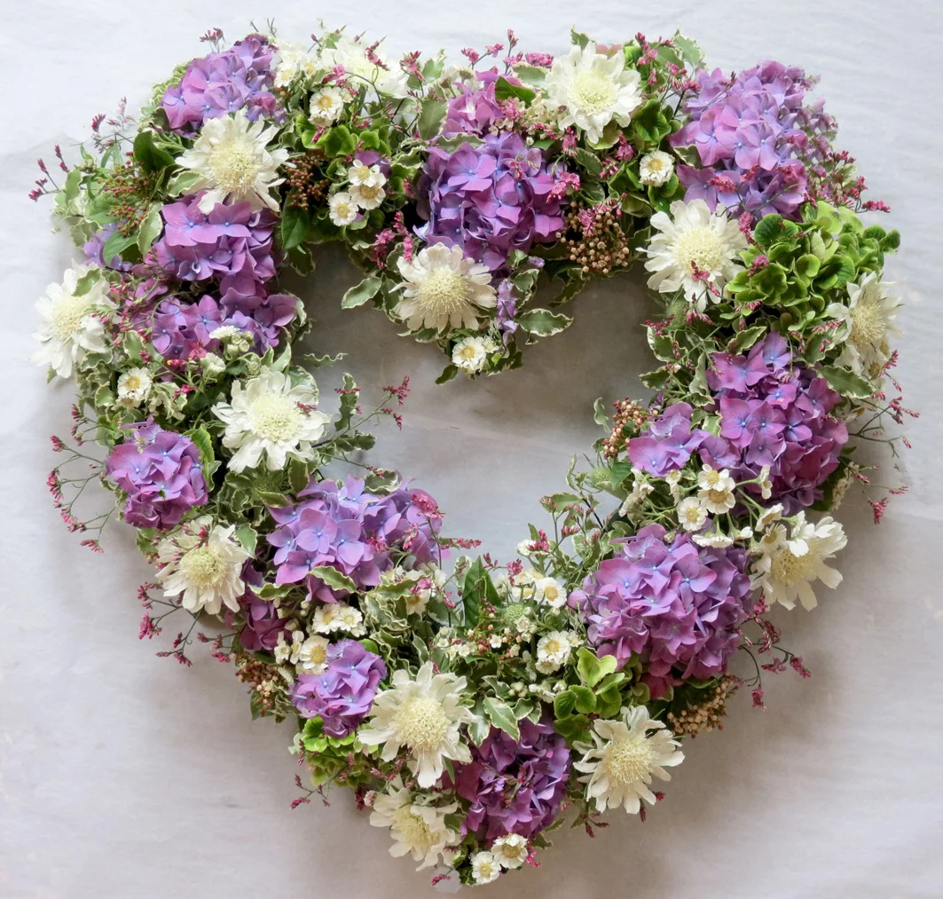 Hydrangea open heart Tribute