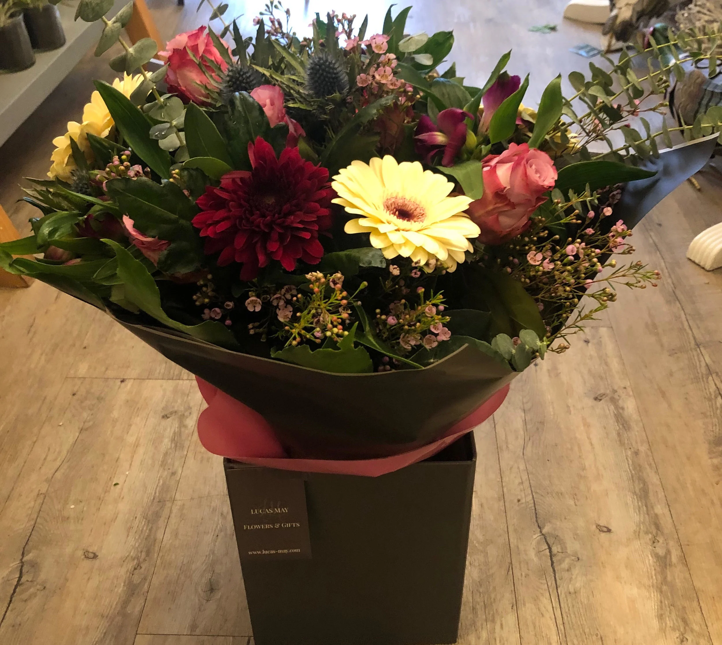 Enchanted bouquet (aqua)