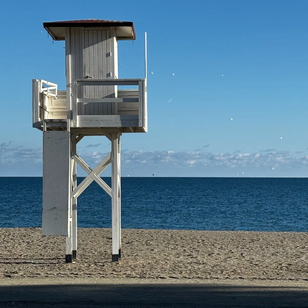 Currently enjoying some time next to 'the blue' in Spain!