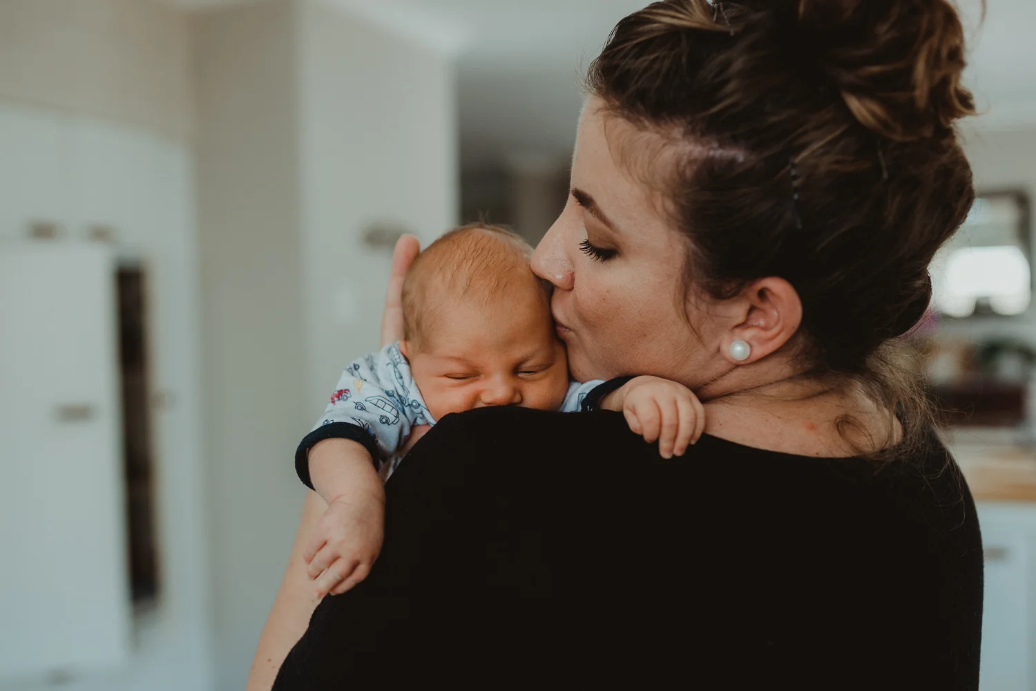 Newborn Lifestyle-111.jpg