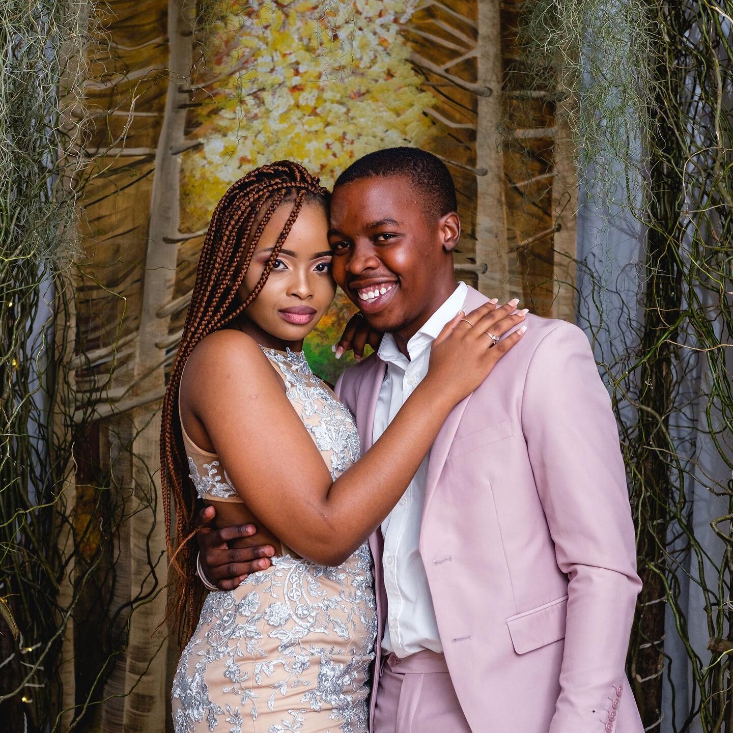 No they&rsquo;re not models... Just St Catherine&rsquo;s matric&rsquo;s enjoying an evening of dinner and dance to celebrate the end of their schooling career 
➳
➳
➳
➳
➳
➳
#matricfarewell2020 #matricdance2020 #portraitphotography&nbsp;#portrait&nbsp;