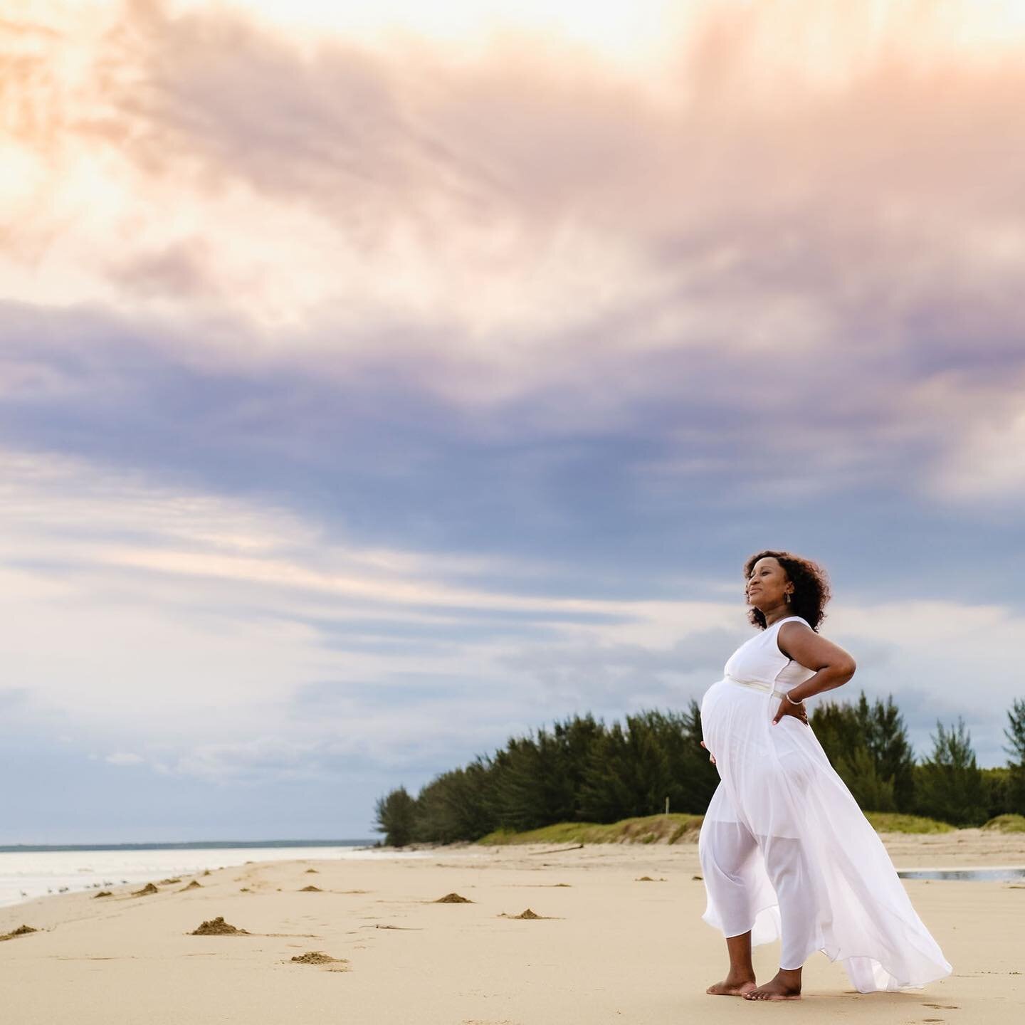 Happiness is carrying a whole new world inside of you 💕

➳
➳
➳
➳
➳
➳
#maternity #maternityphotography #maternitypics #maternityphotographer #maternityphotoshoot #maternitysession abigailsmithphotography #empangeniphotographer #richardsbayphotographe