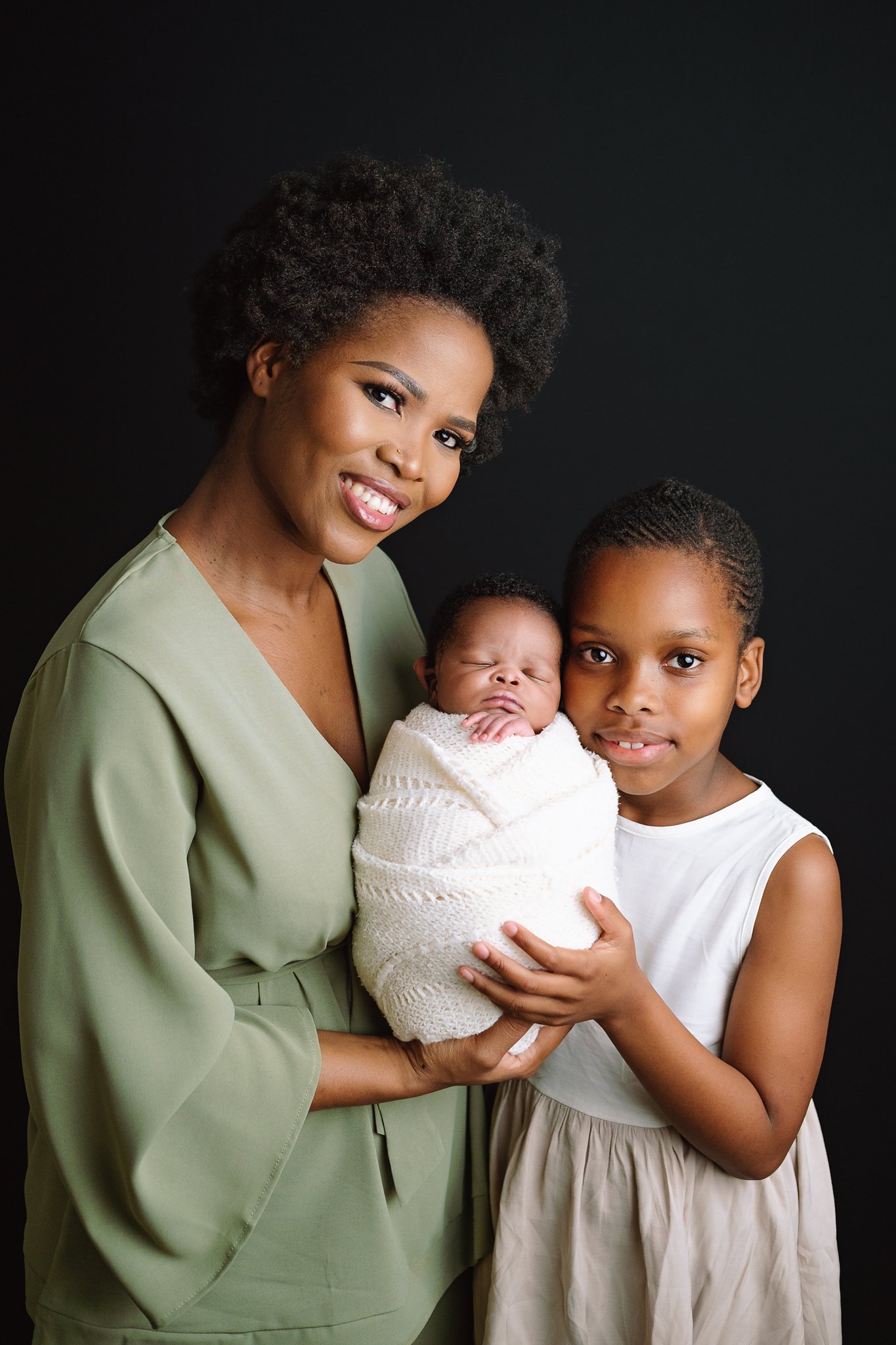 Mason & Olivia Christmas-6.jpg