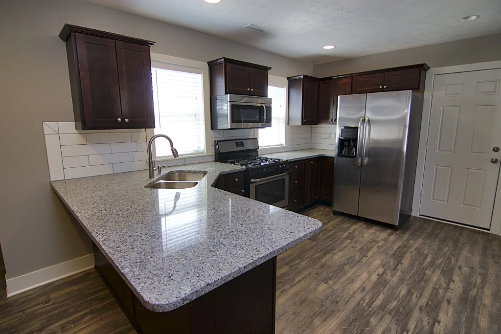 618 4th St Nw Unit 2 Grand Rapids Mi 49504available June 1st