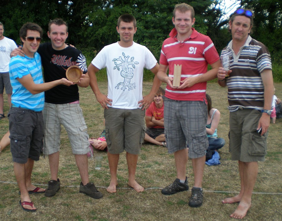  The plate winners and runners up. They can barely contain their excitement. 