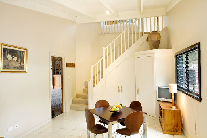 HILLCREST Stables_Interior.jpg