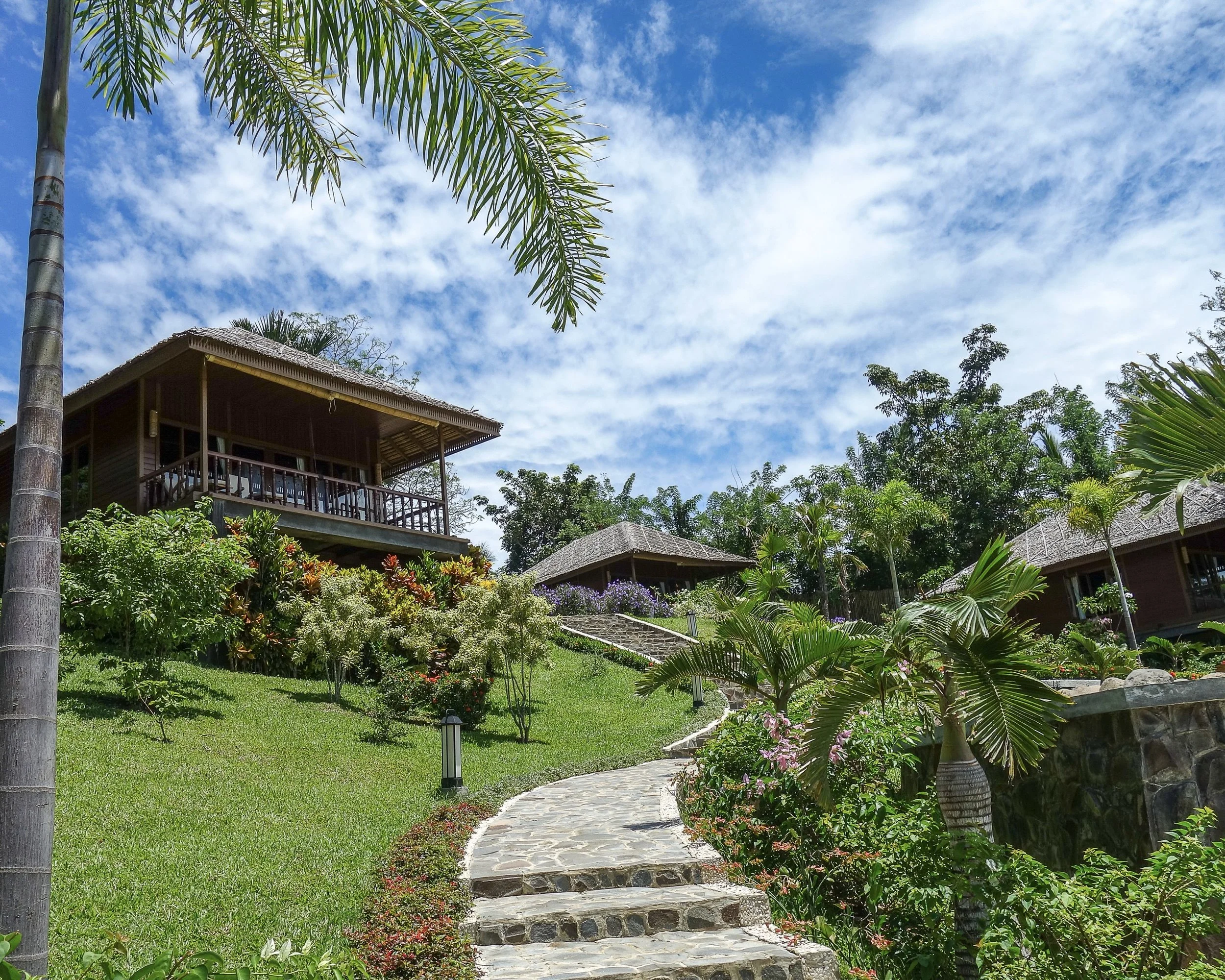 towards cottage 5.jpg