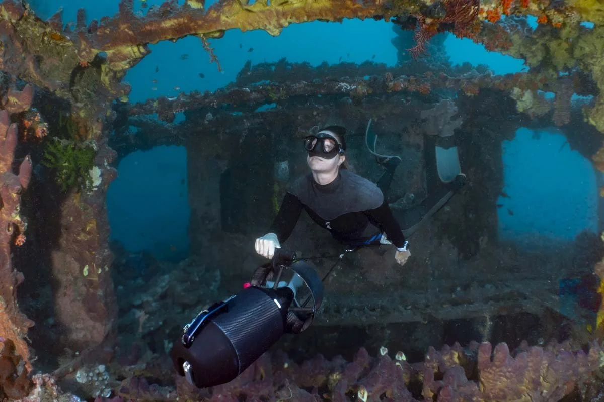 Bunaken Oasis - wreck -10.jpg