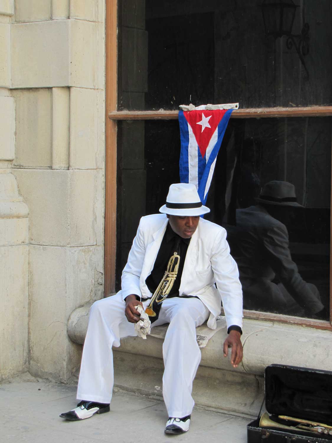 Man-and-trumpet-IMG_9484.jpg