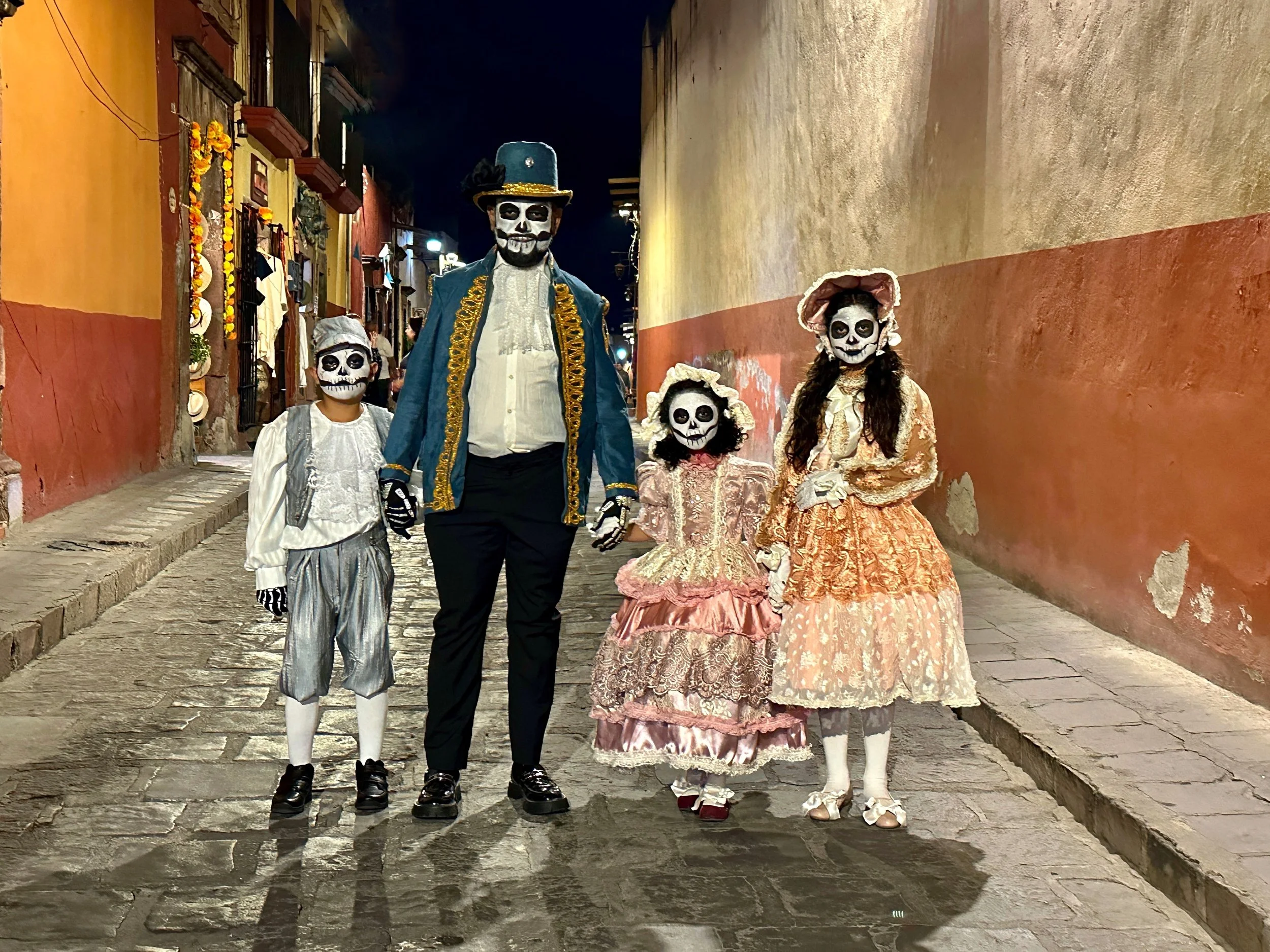 Father and Kids costume MG_6504.jpg
