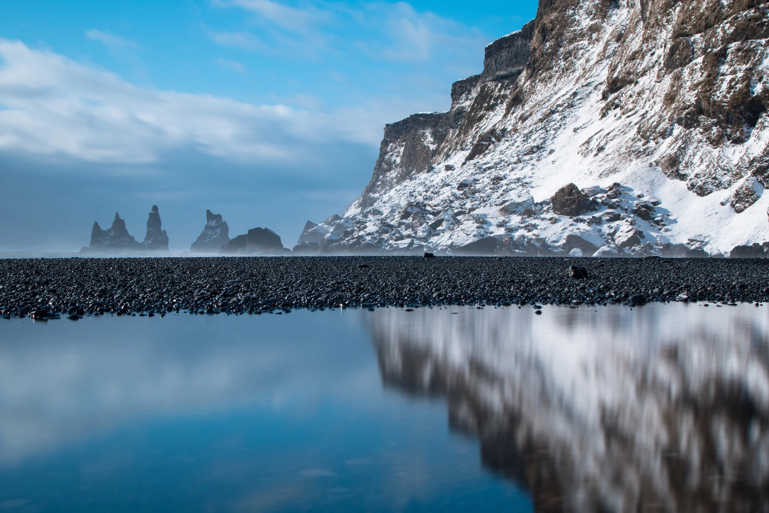 This is where a 10 stop ND filter comes in handy, smoothing out the water for a better reflection. For more info on this filter, check out my photo tutorial! Prints of this available in my online store, here . 