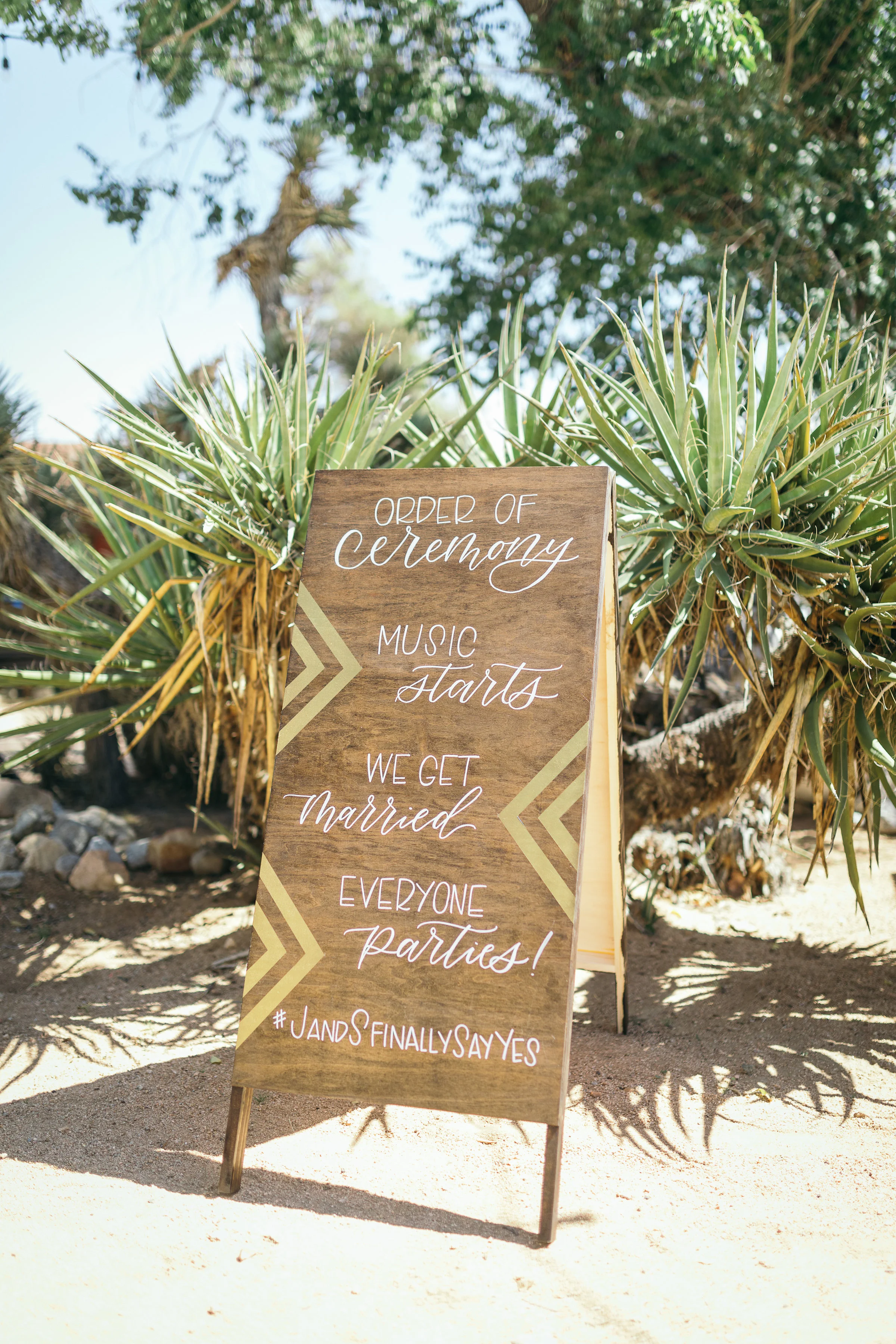 Wedding Party Sign, Caligraphy Nerd, Boho Wedding, Rimrock Ranch Desert Wedding Venue, Pioneertown, California, Art & Soul Events, Kiel Rucker Photography