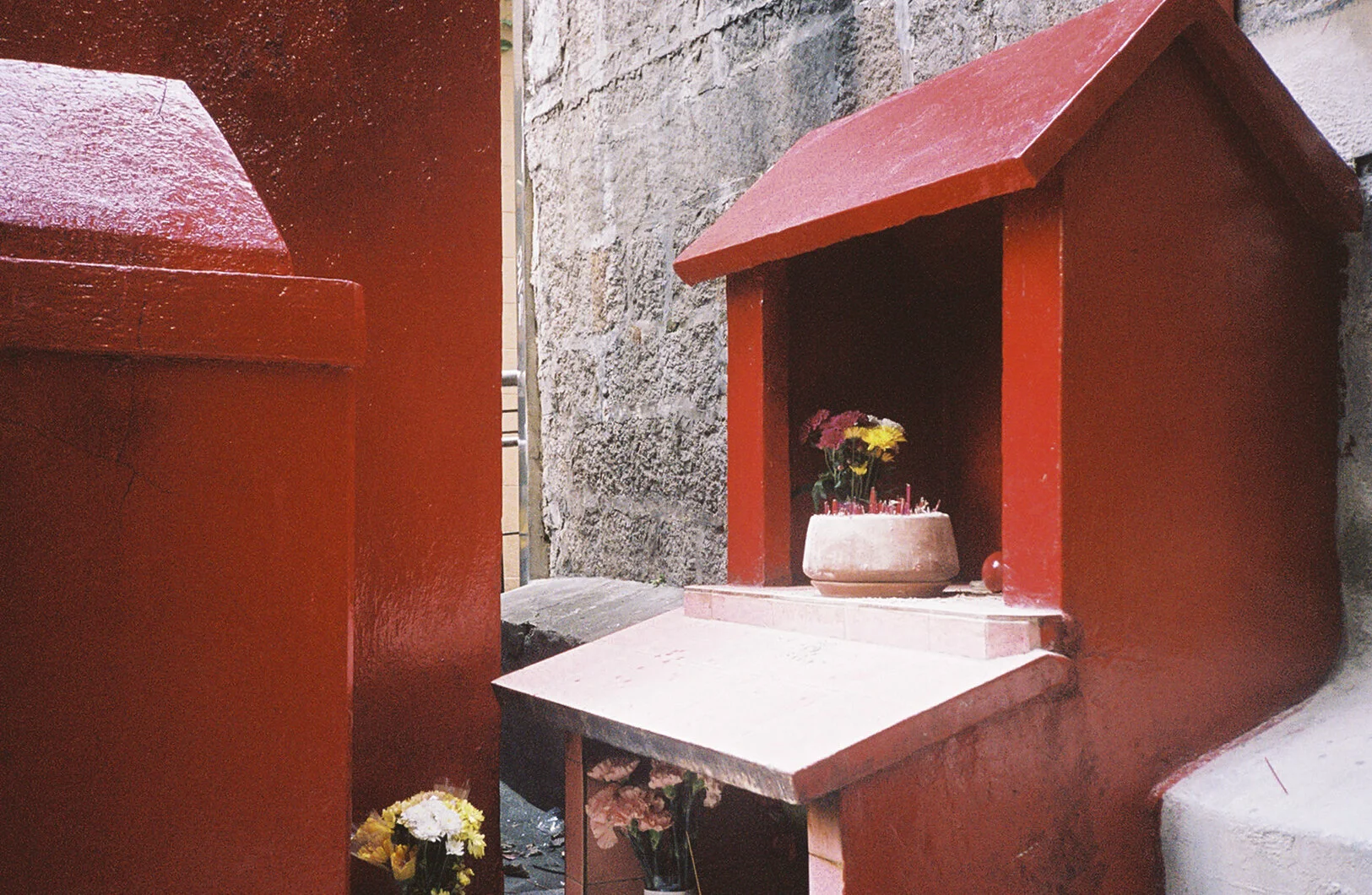 23452C1-R01-031A.jpg