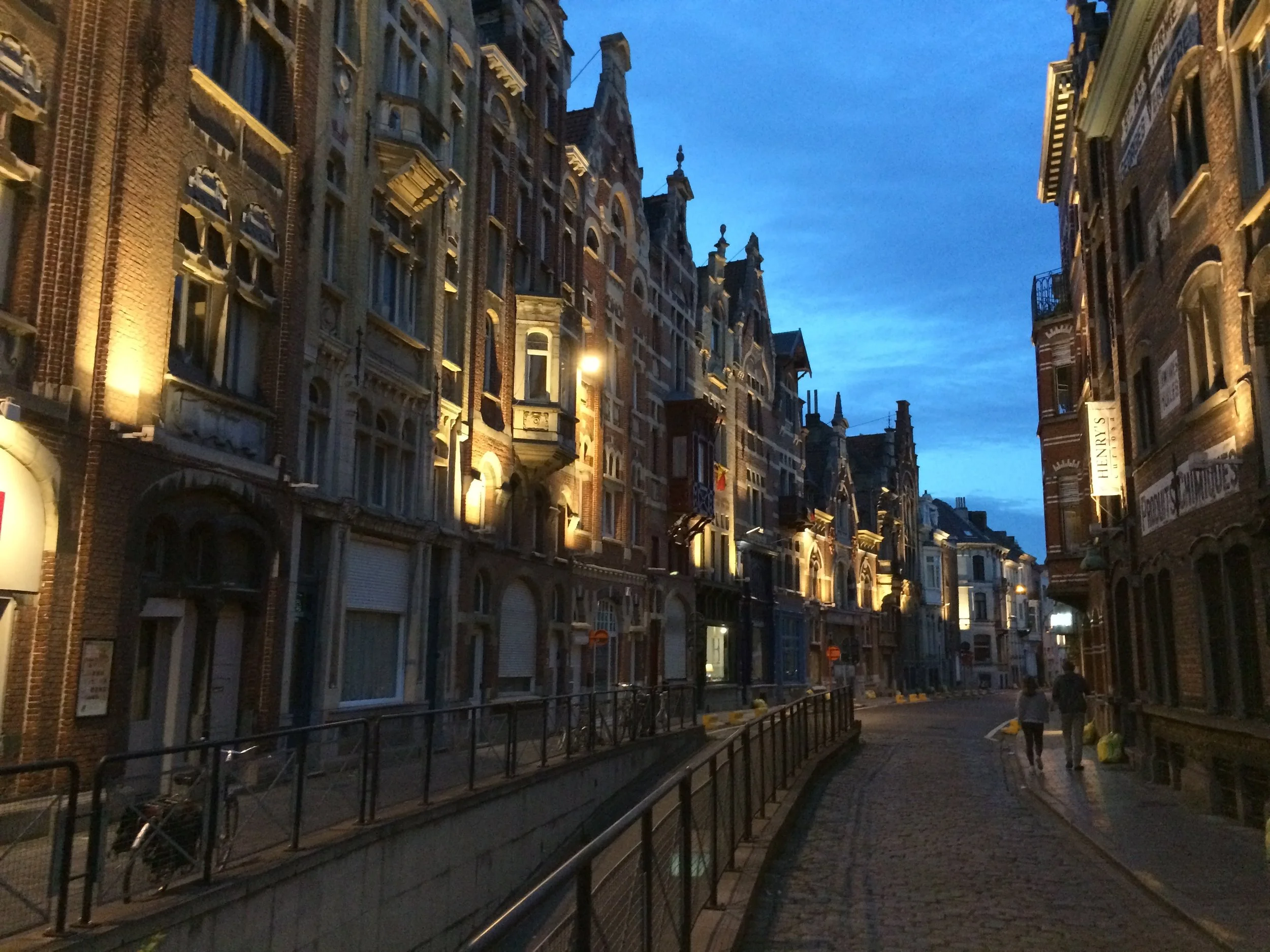 Ghent, Belgium, shoot they forgot to install those floodlight LEDs!