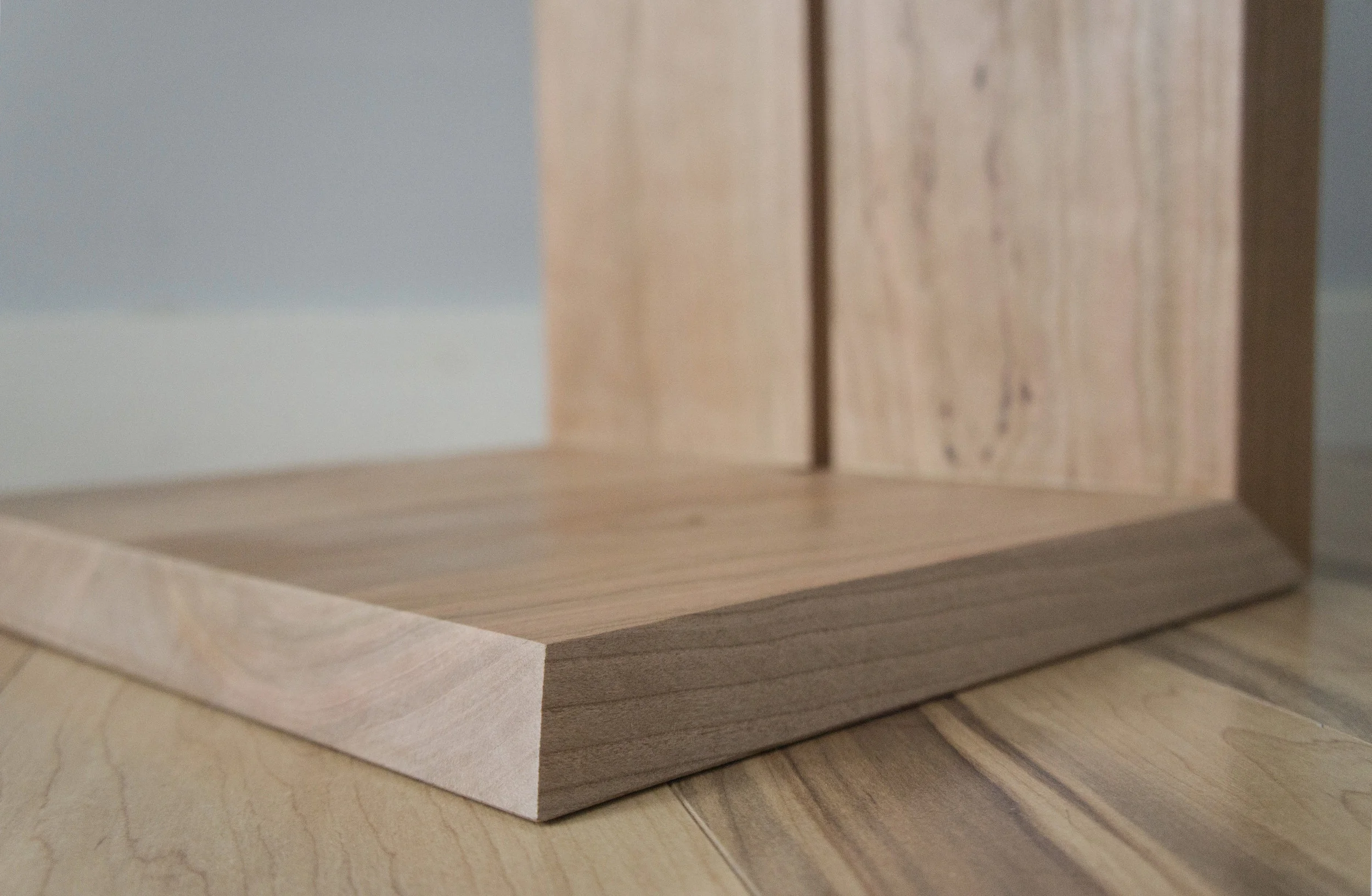 Euclid table_SONY NEX_close up bottom corner.jpg