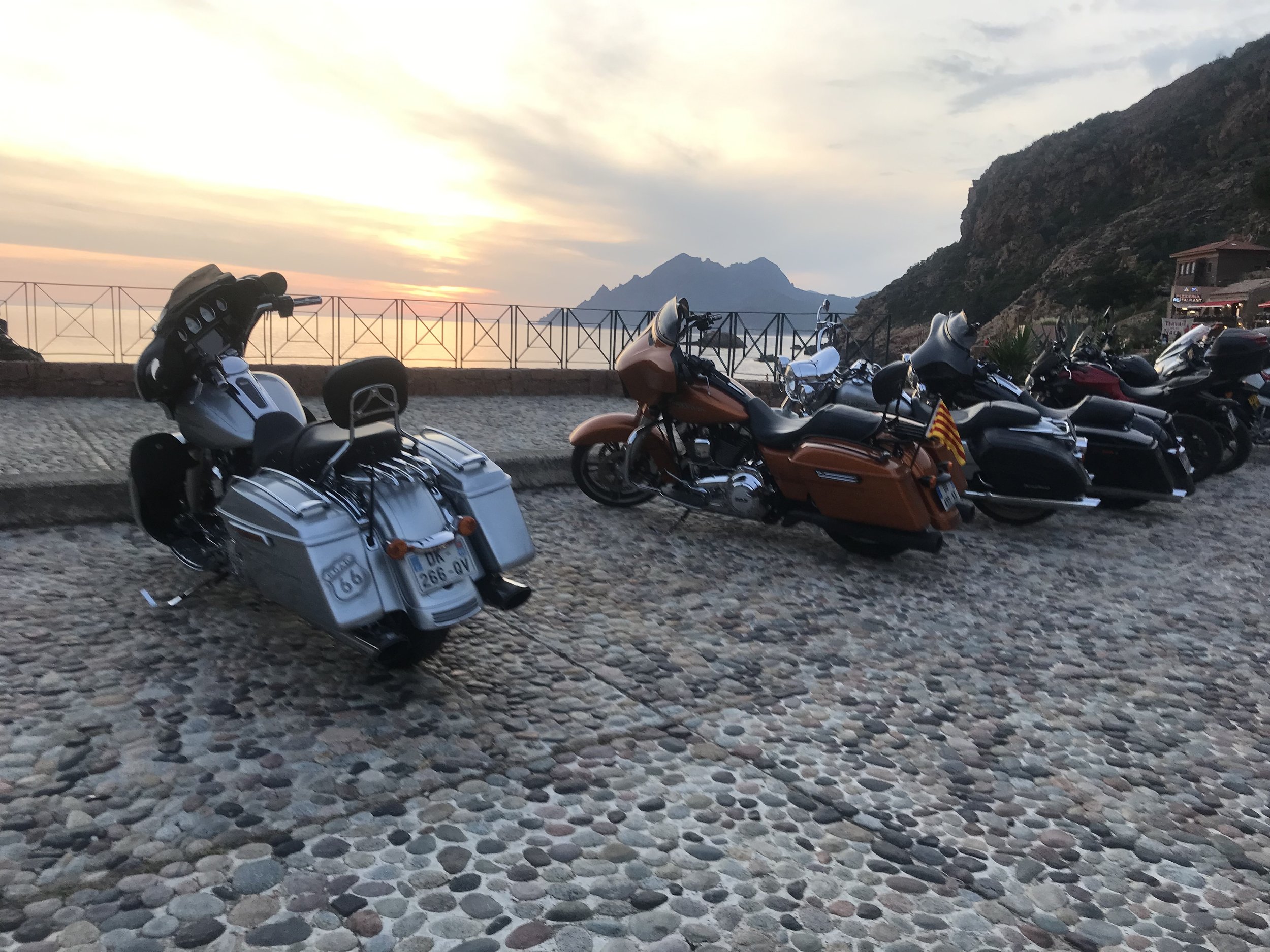 Corse-Harley-02.jpg
