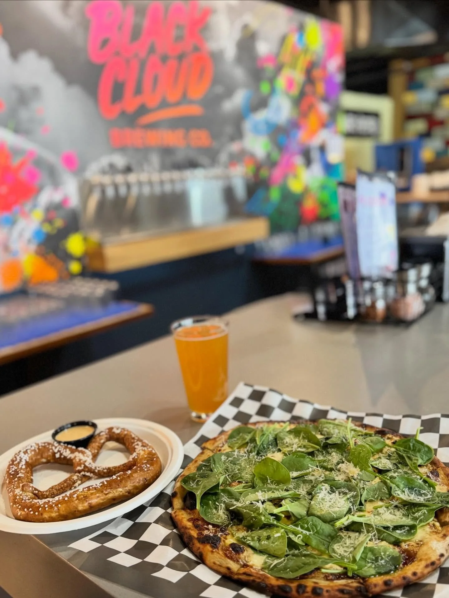 Keene, meet your new obsession 👀🍕🥨🍻

We&rsquo;re so excited to see Black Cloud Brewing Co. bringing fresh energy to Keene&rsquo;s brewing scene and even more excited that they&rsquo;re doing it with our dough + pretzels.

Their pizzas are made wi
