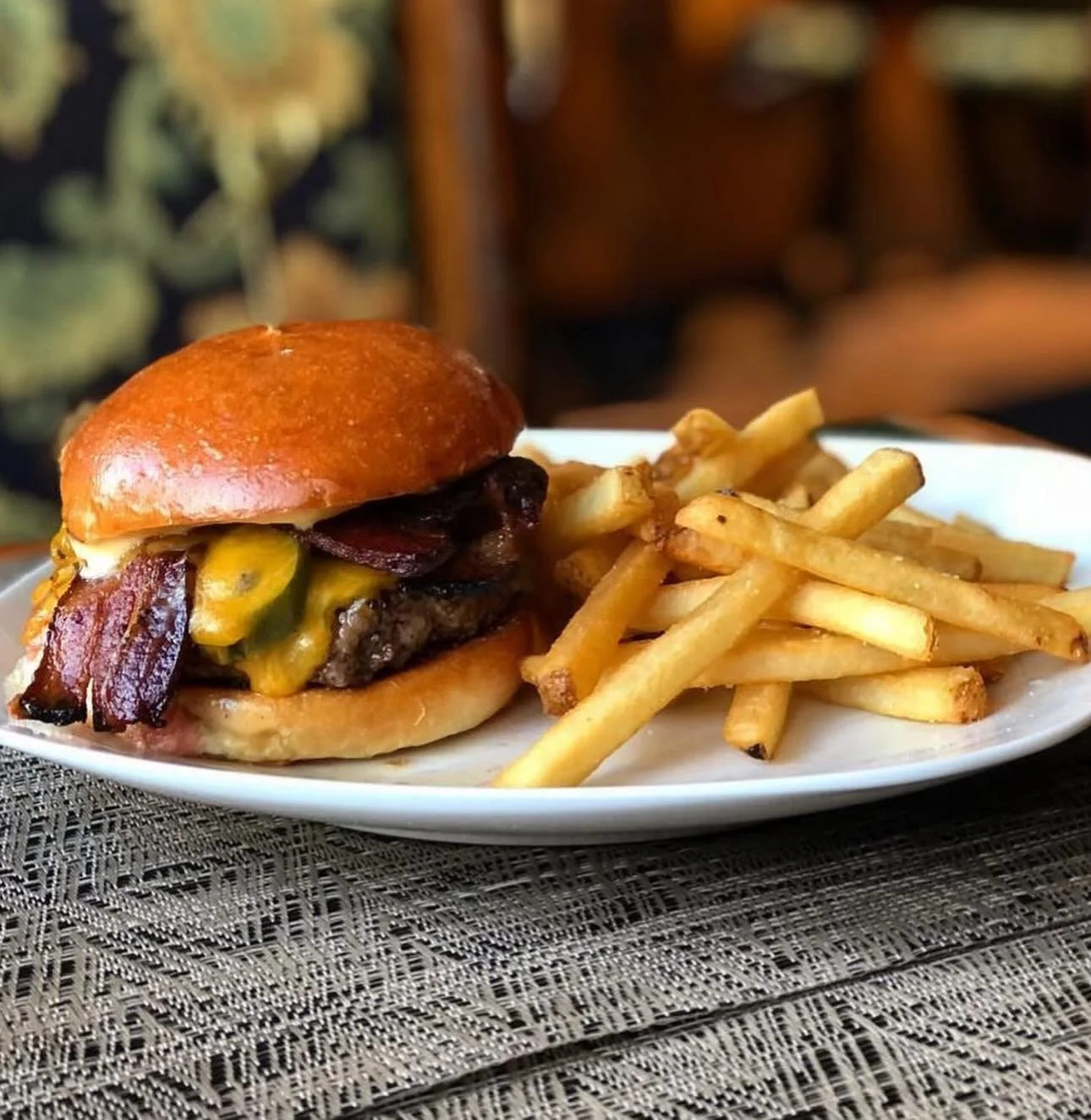 ☀️ Burger season has officially arrived☀️
The grills are heating up, the days are getting longer, and we&rsquo;ll be keeping the shelves stocked with our Brioche Burger Buns all Memorial Day weekend long 🍔🔥

Soft, buttery, and made for backyard BBQ