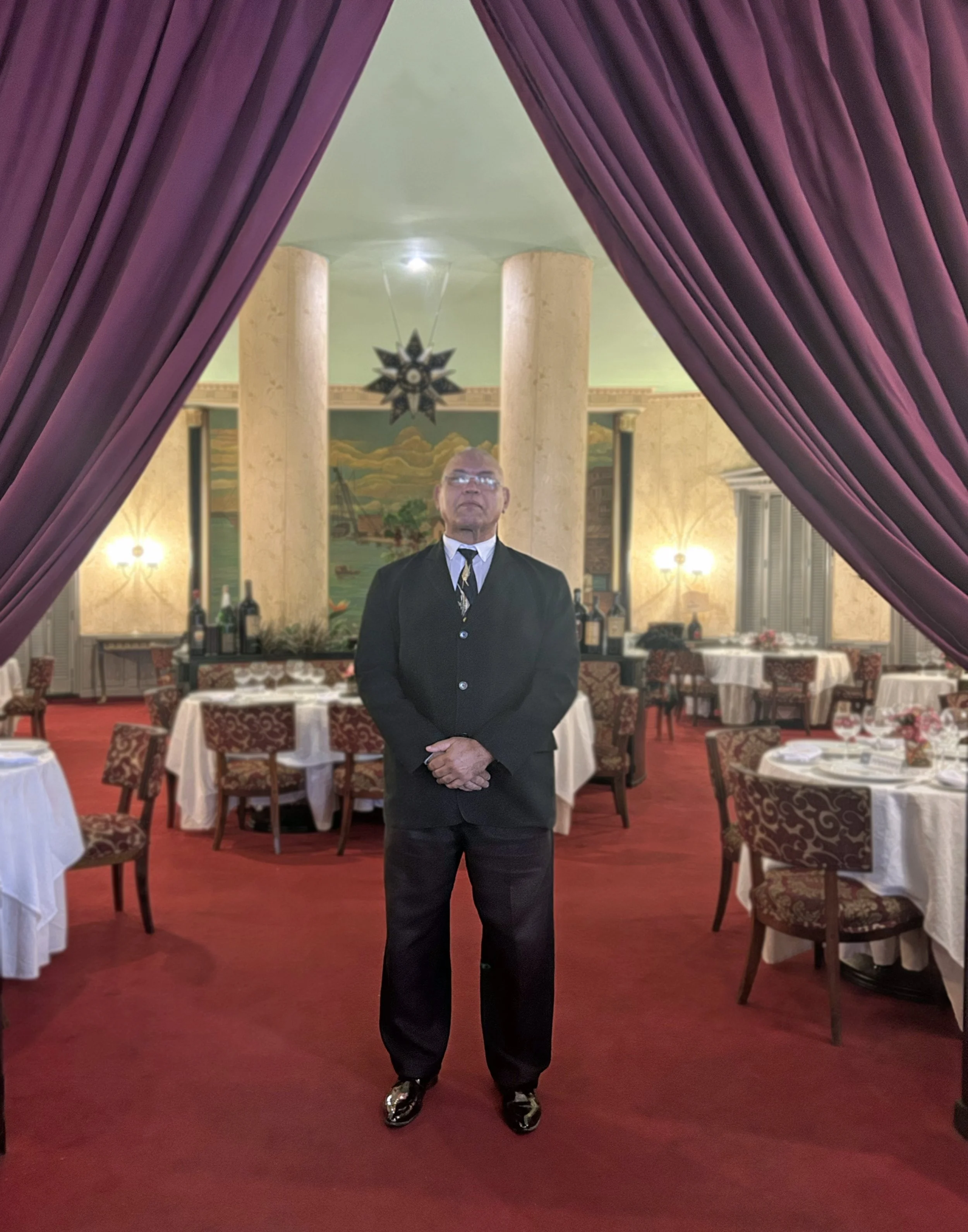 El Floridita Maitre D', "Bienvenida", 15.5 x 18.5 in, Photographic Print on Paper