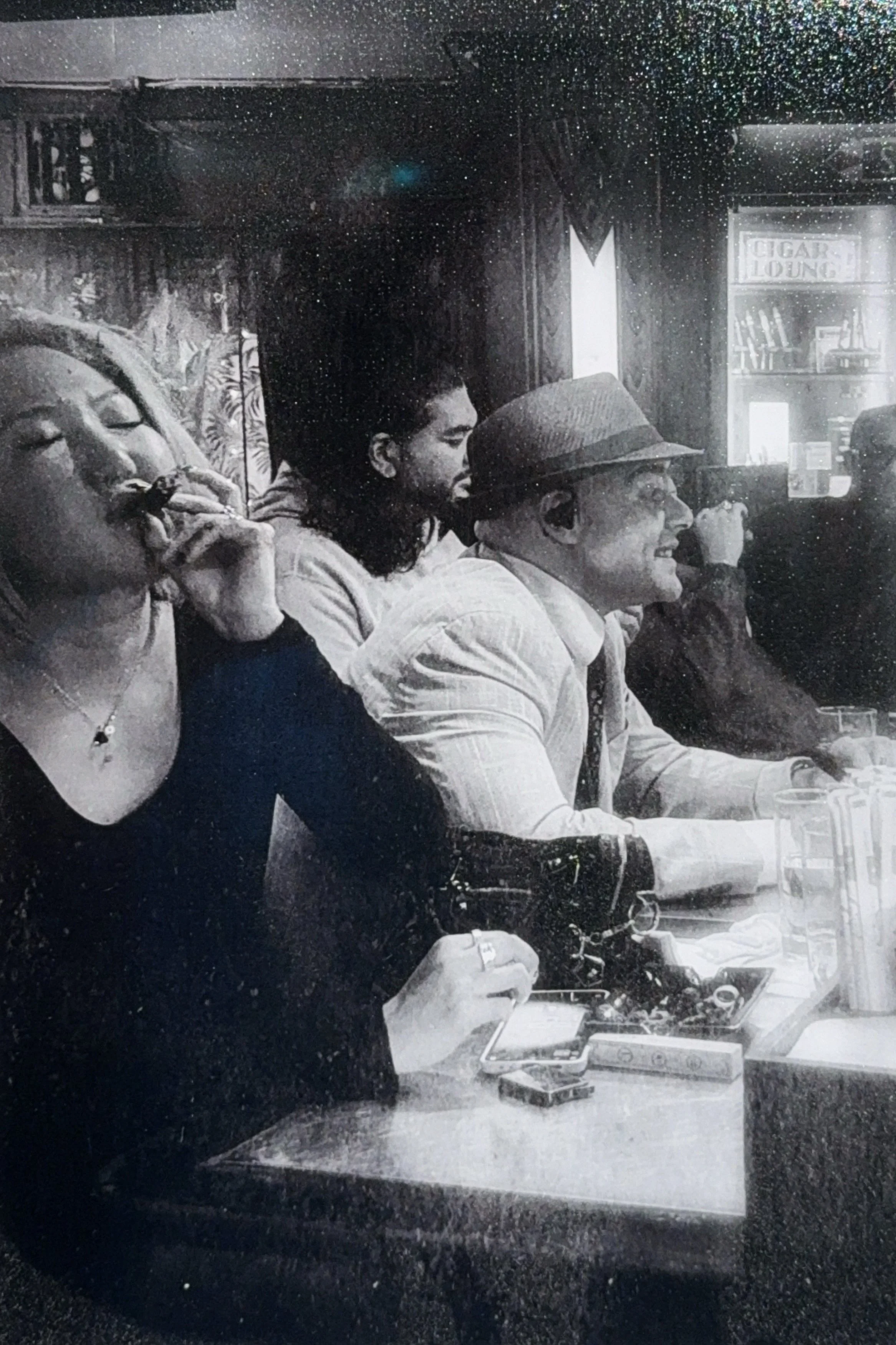 Nǐ xiǎng hé wǒ yīqǐ shuìjiào ma? (Voulez-vous coucher avec moi),  17 x 13 in, Photographic Print on Paper 