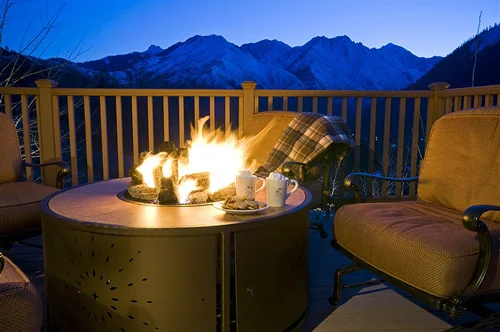firepitupperdeckatnight.jpg