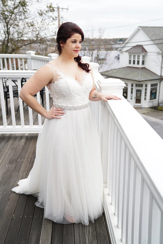 Brooke_Balcony_lookout.jpg