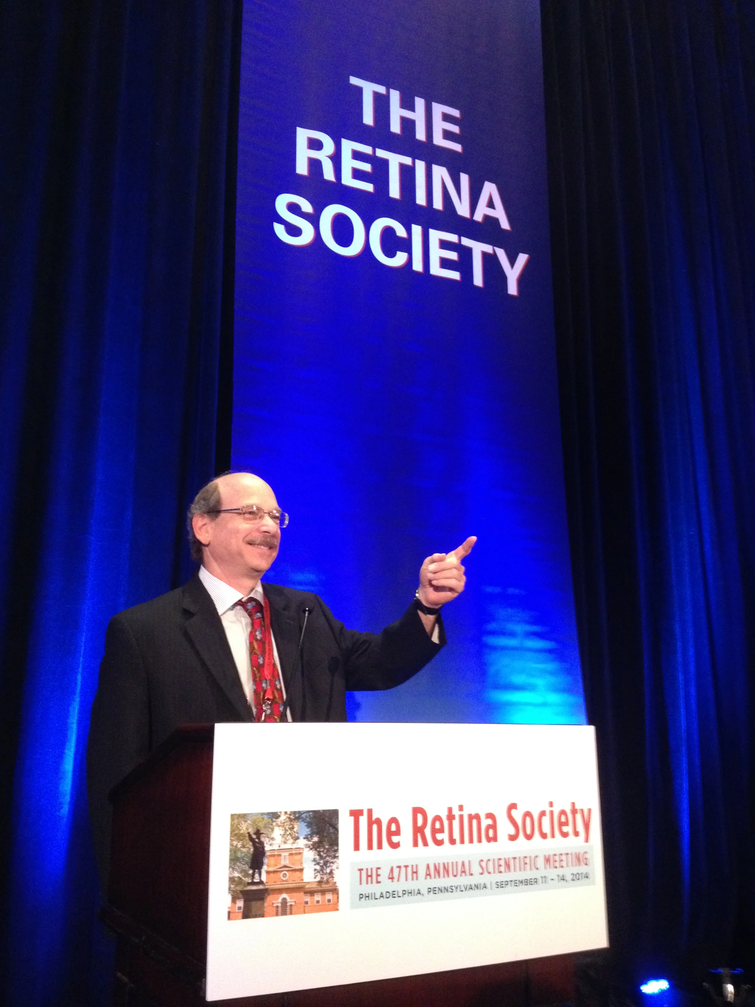  Dr. Frenkel presenting his findings at the 2014 Annual Meeting of The Retina Society