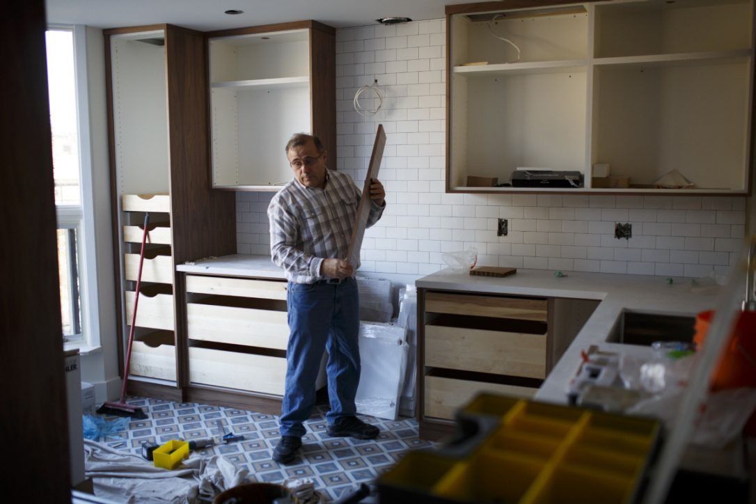 Canadians now spend more money on home renovations and repairs than on new home construction. (COLE BURSTON / FOR THE TORONTO STAR) 