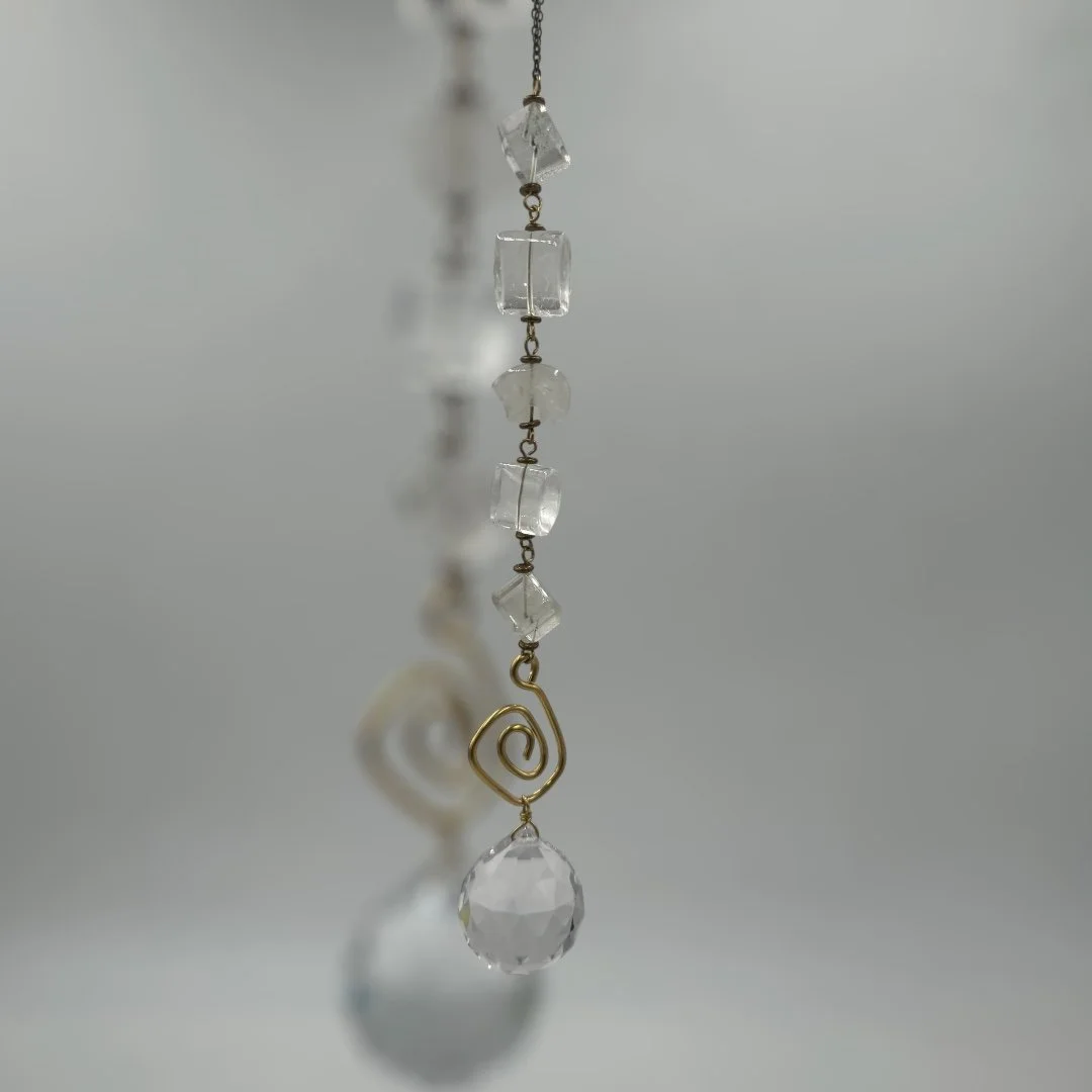 Quartz & Brass Traveler's Sun Catcher