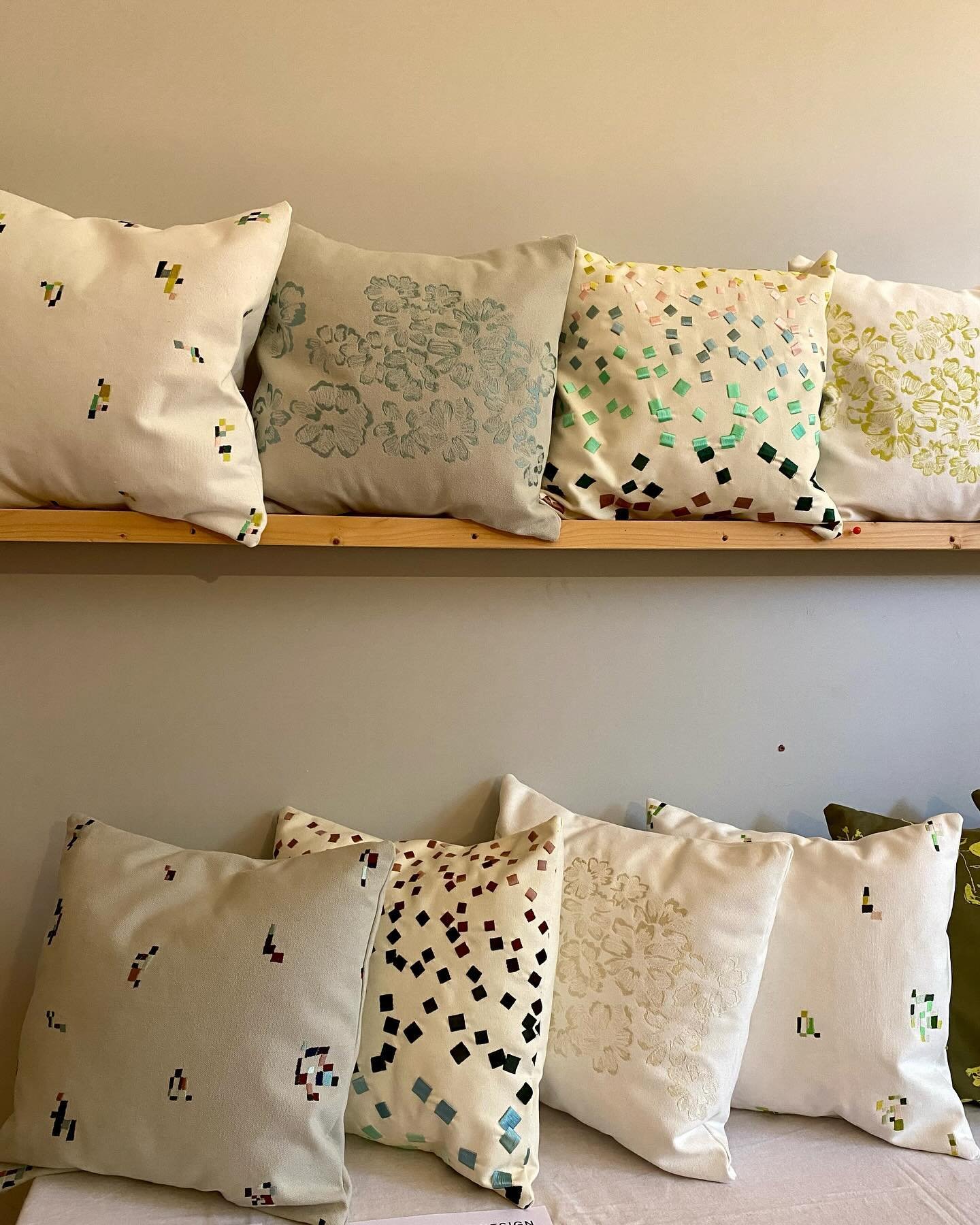 Cushions designed, embroidered and made by me ta dahhh 

Designs are stitched onto a lovely 100% cotton fabric. 

It&rsquo;s the final day of the art trail  @totterdownarttrail 
Come along if you&rsquo;re local or you can contact me for enquiries. 


