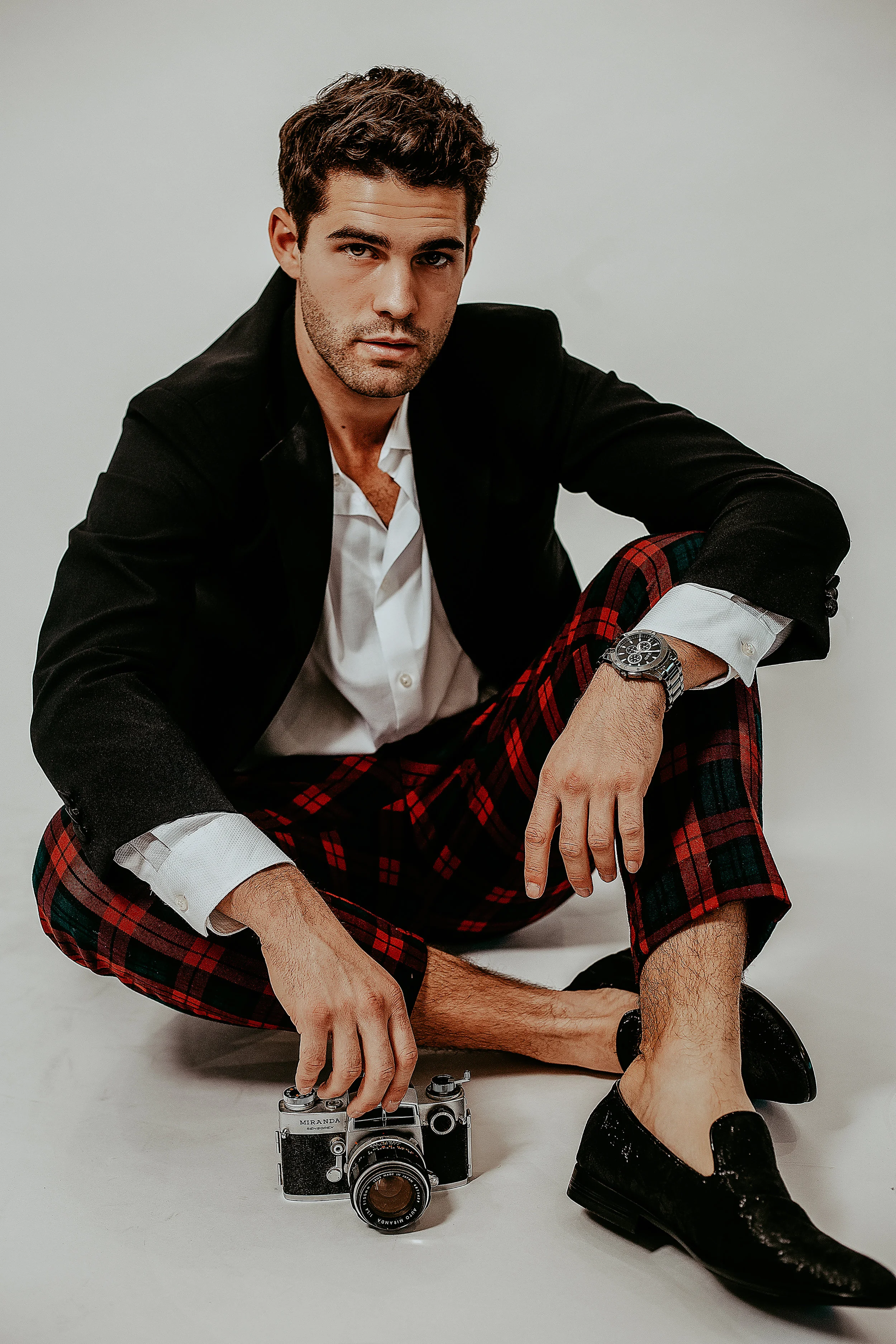 Andrew-Editorial-Look3-07.jpg