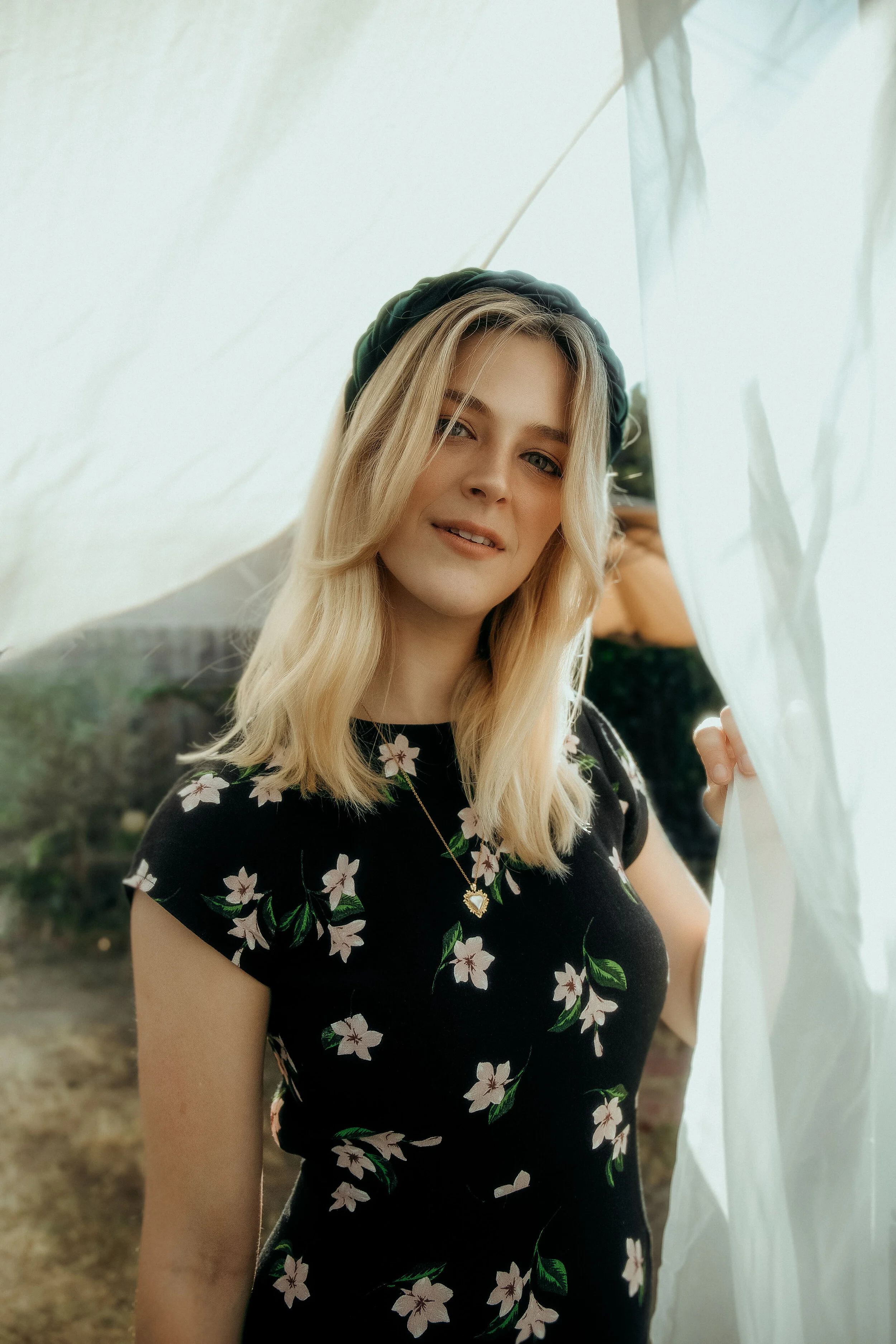 Kelsey-Impicciche-Unclear-Shoot-5.jpg