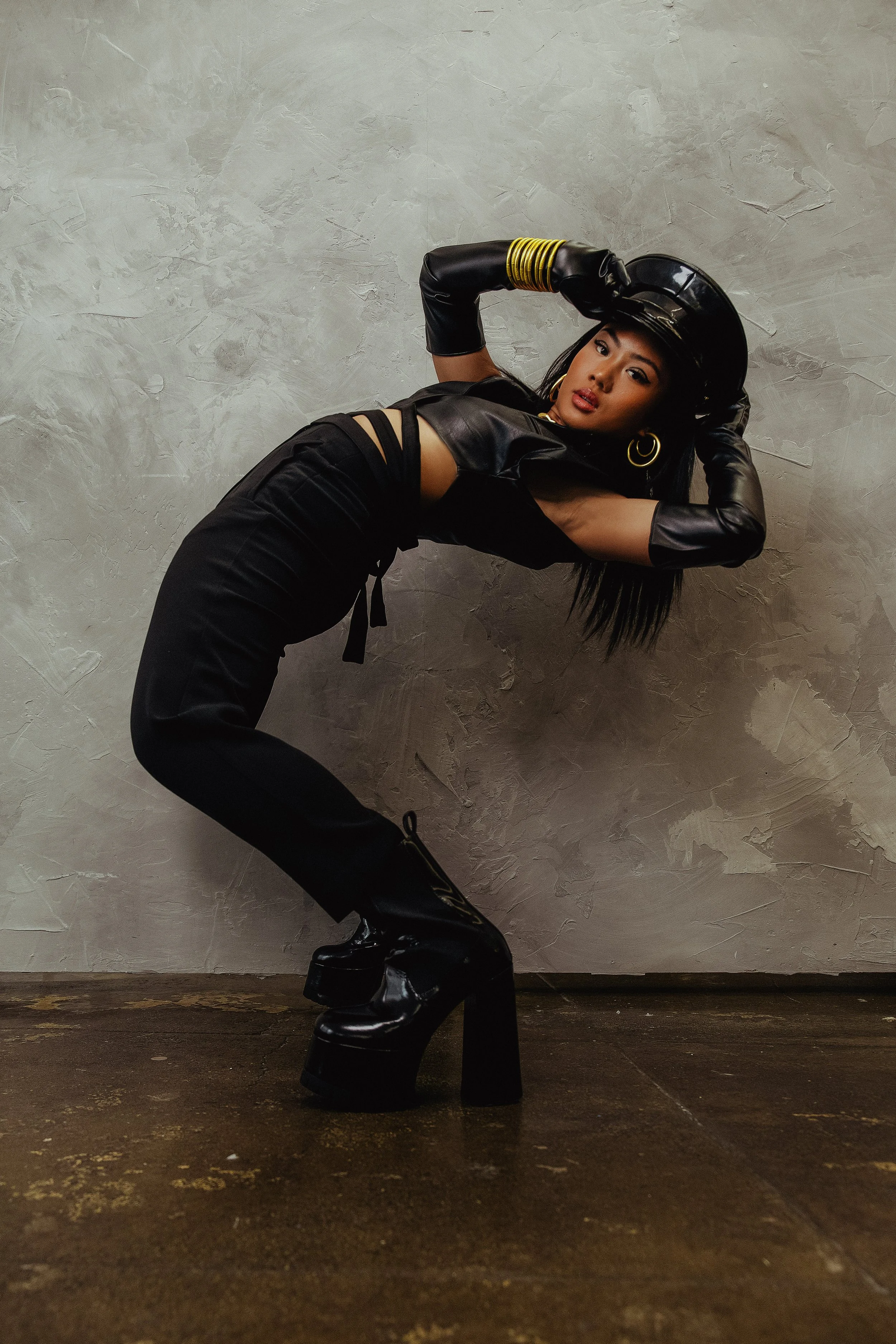 Victoria-Caro-Unclear-19.jpg