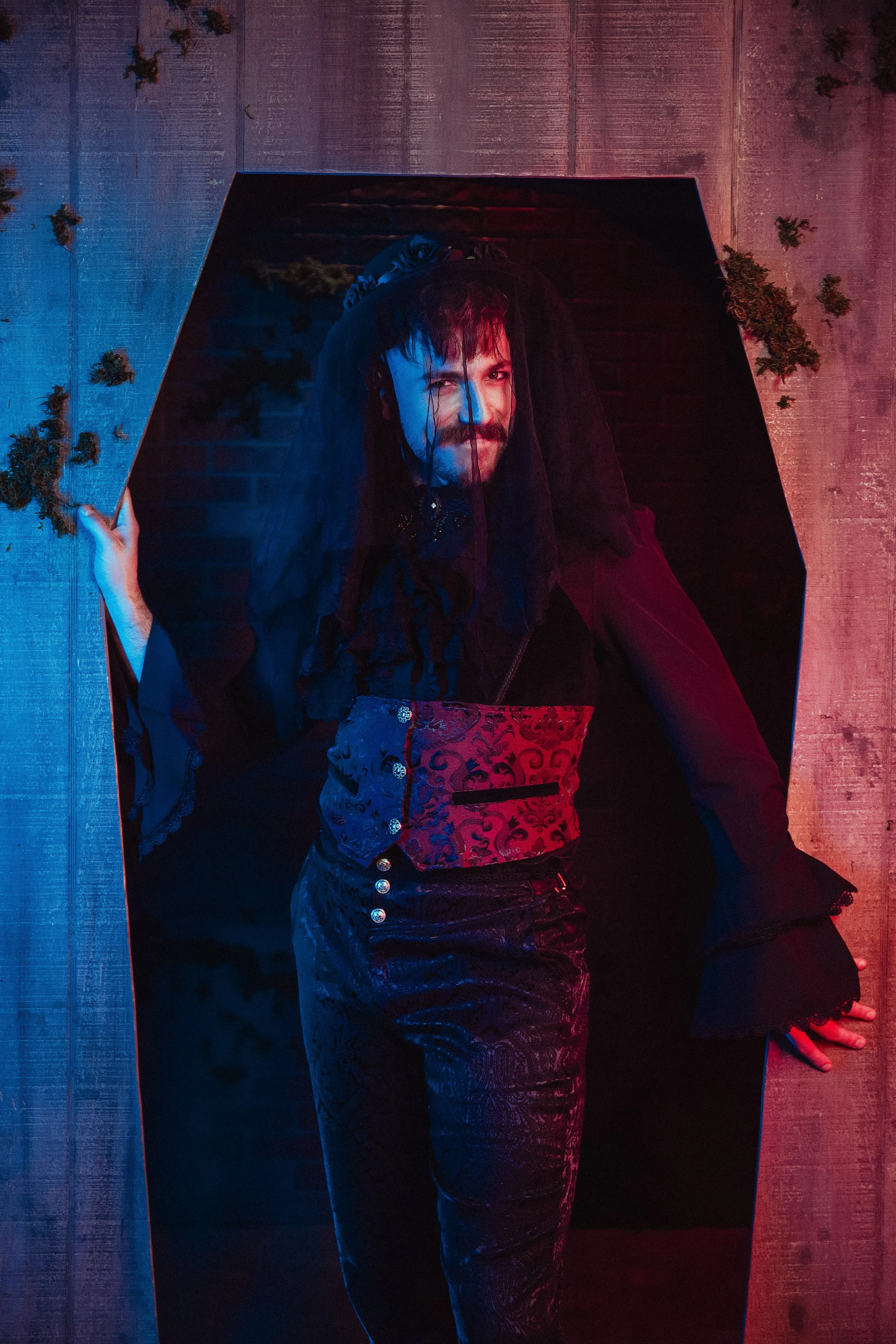 FuneralOfAnthony-Tommy-2.jpg