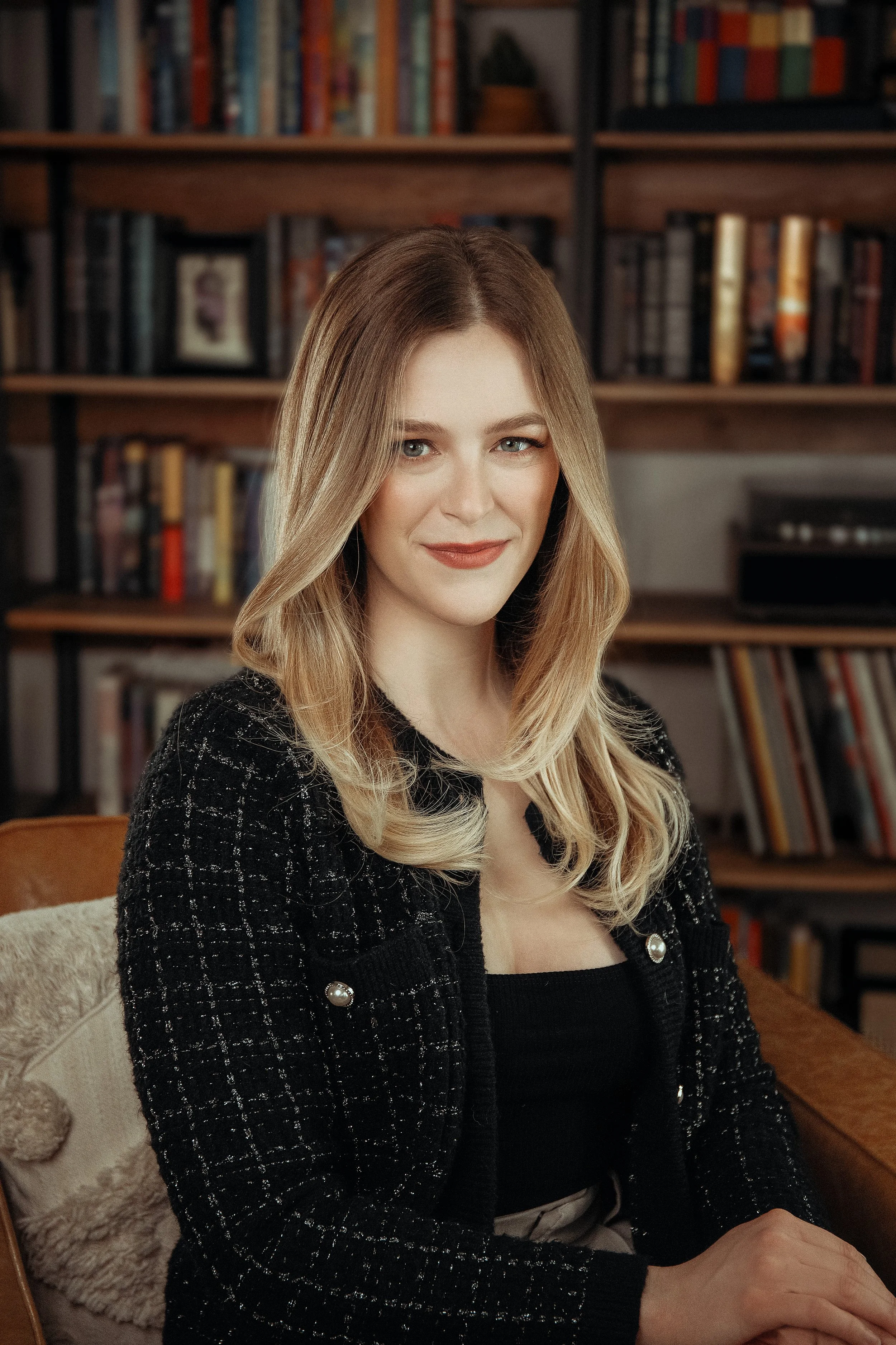 Kelsey-Author-Headshots-17.jpg