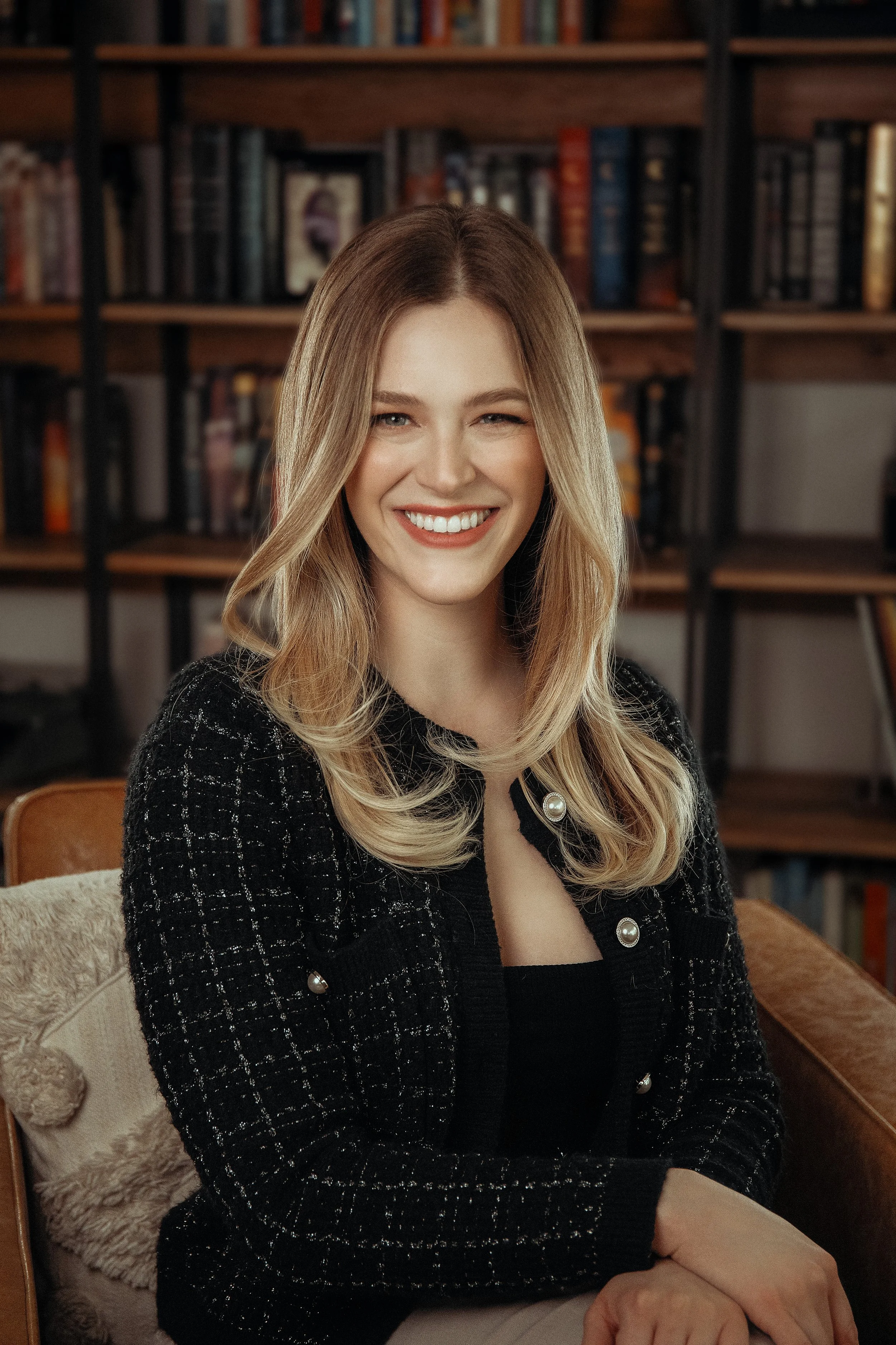 Kelsey-Author-Headshots-19.jpg