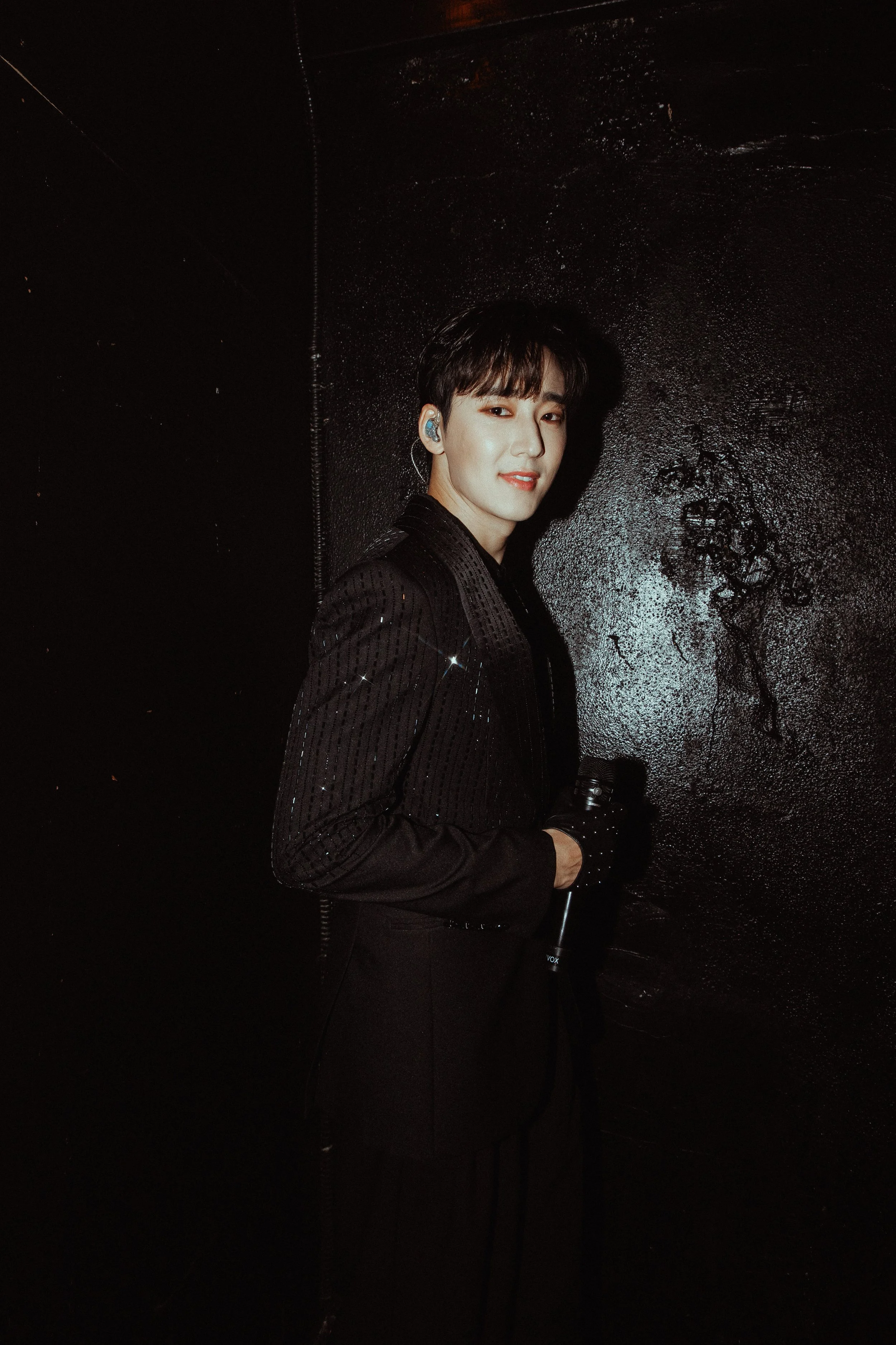 Kevin-Woo-Troubadour-80.jpg