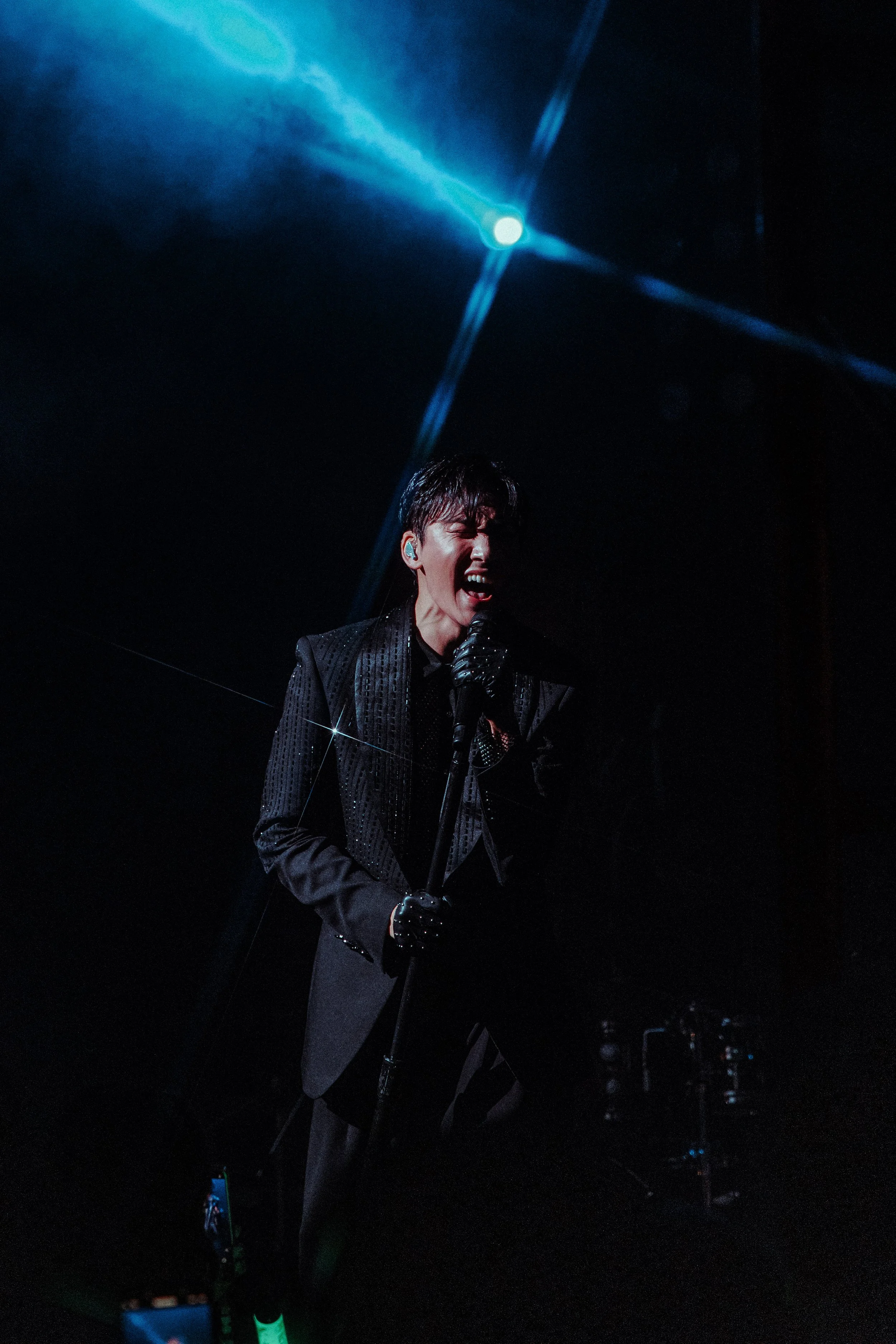 Kevin-Woo-Troubadour-108.jpg