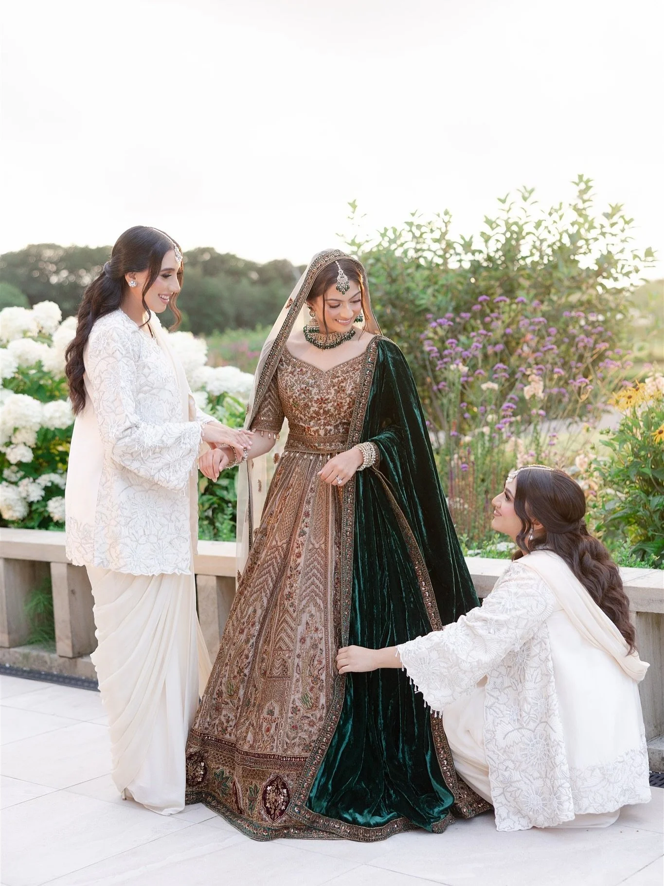 Friendships 💗 Dosti 

Photography&nbsp;@zehrajagani
Cinematography&nbsp;@allureevents
MUA&nbsp;@romanahmerchant
Brides dress&nbsp;@diyas_z
Grooms suit&nbsp;@hassanshafiq.menswear
Venue&nbsp;@hotelcrowwood
Decor&nbsp;@kaka_events
Cake&nbsp;@pieceofca