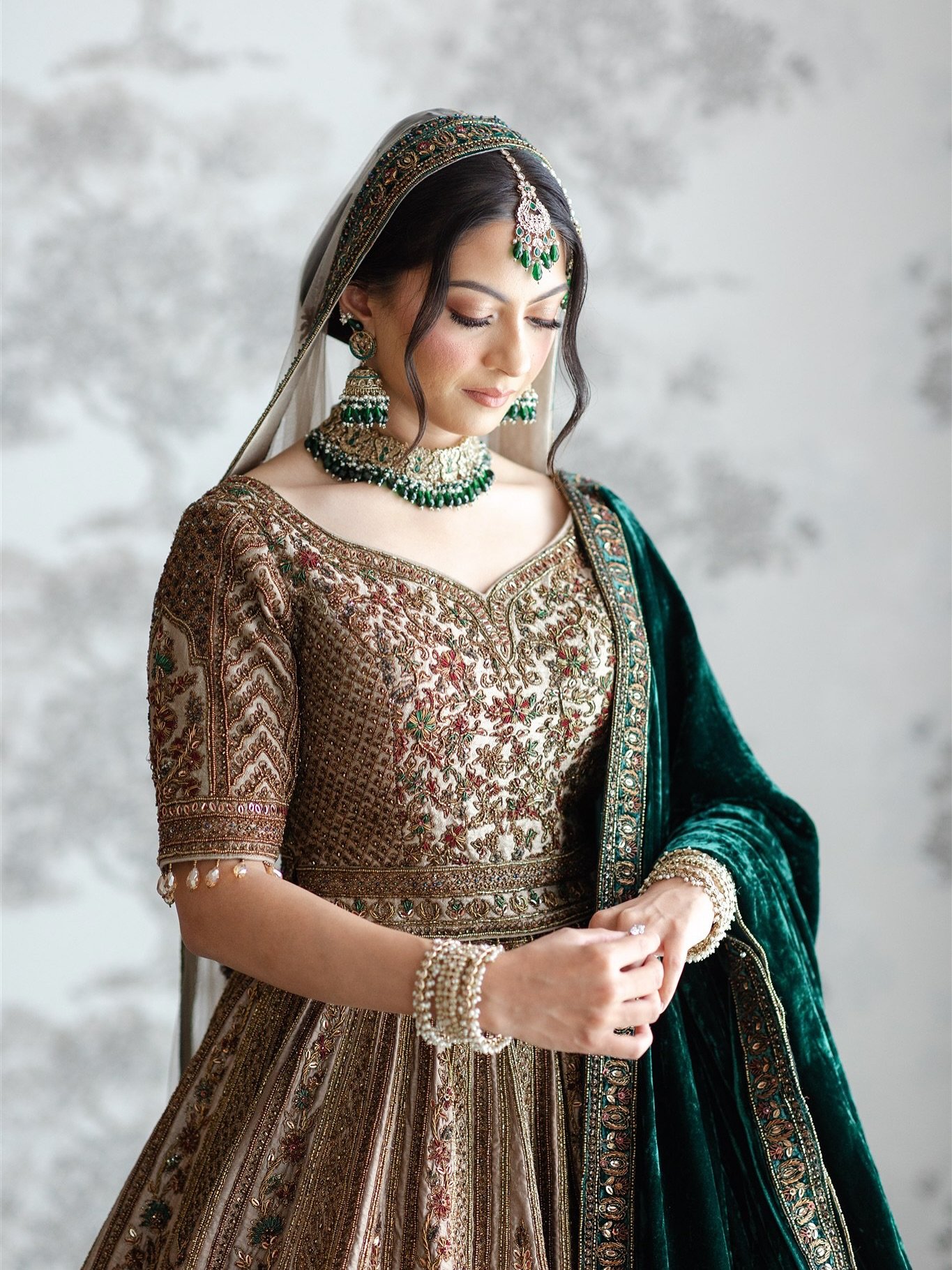 Details and portraits. My faves. 
Photography&nbsp;@zehrajagani
Cinematography&nbsp;@allureevents
MUA&nbsp;@romanahmerchant
Brides dress&nbsp;@diyas_z
Grooms suit&nbsp;@hassanshafiq.menswear
Venue&nbsp;@hotelcrowwood
Decor&nbsp;@kaka_events
Cake&nbsp