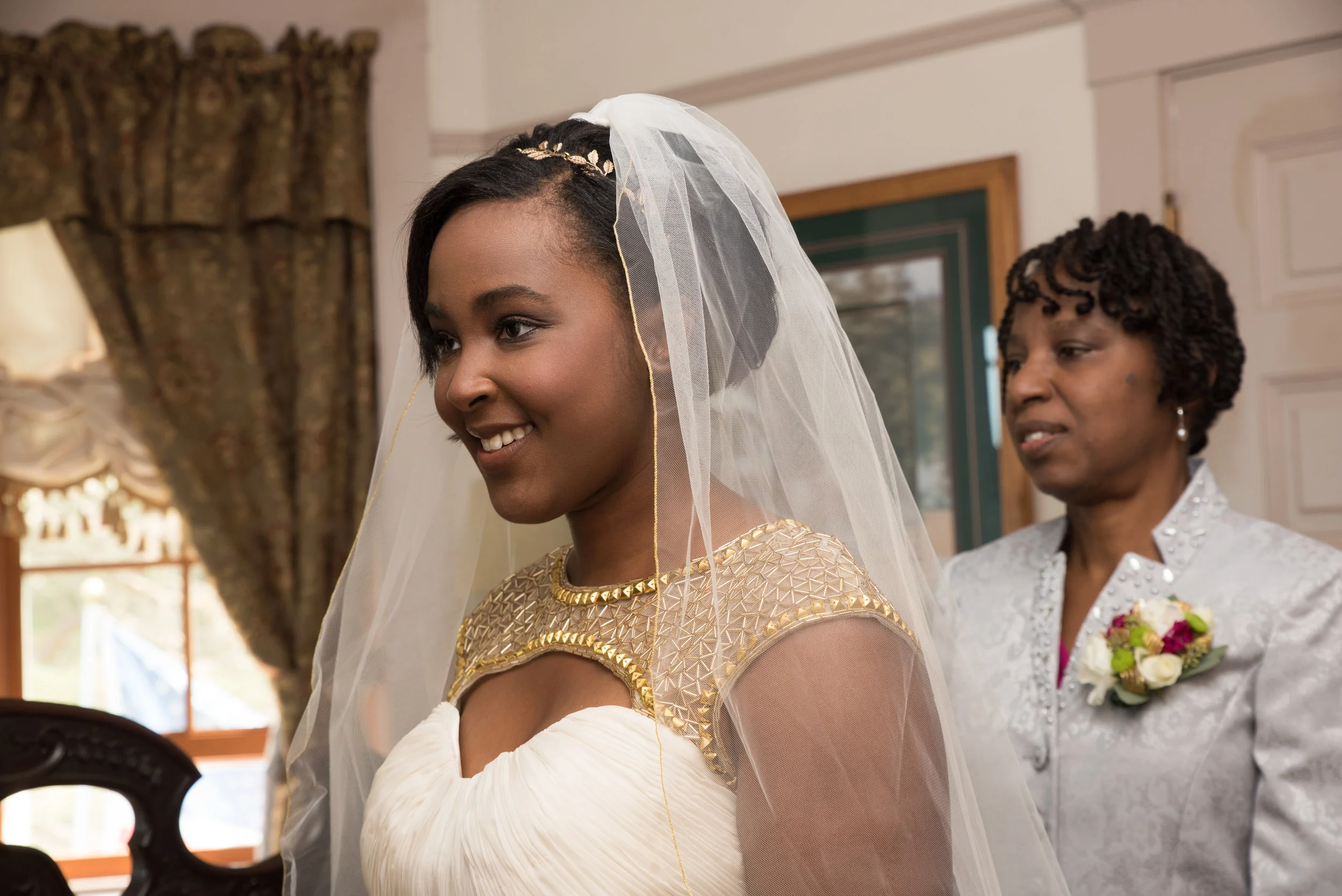 getting ready (16 of 24).jpg