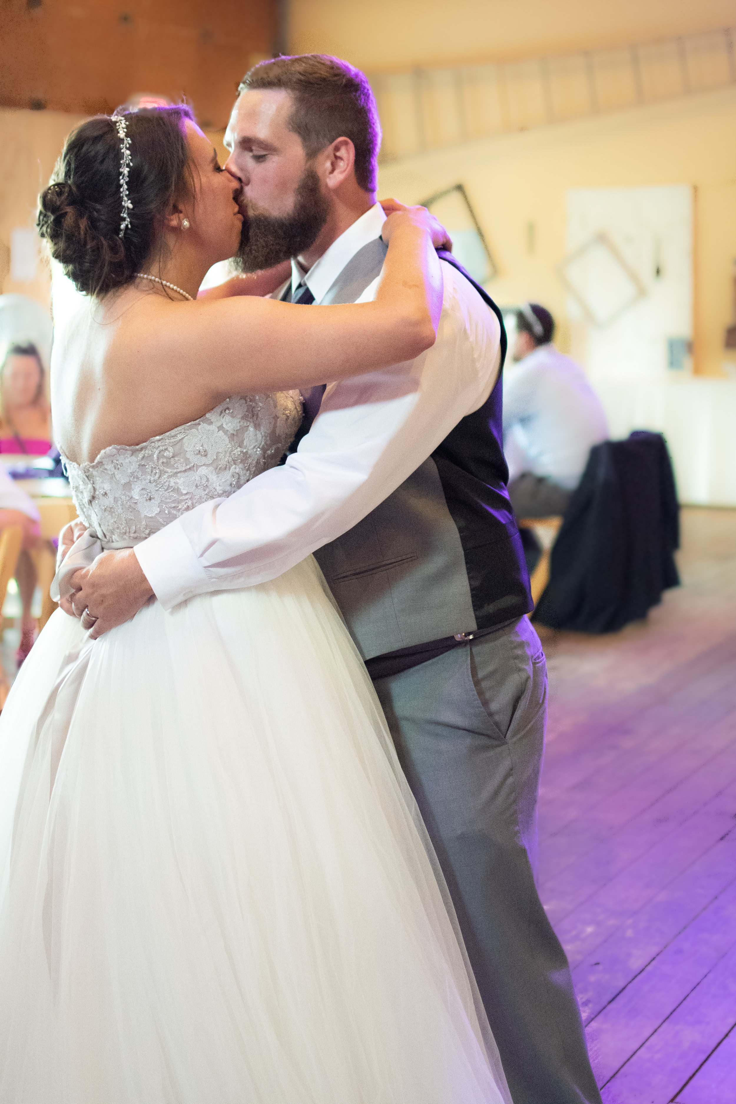 Kate and Ross Dance (1 of 47).jpg