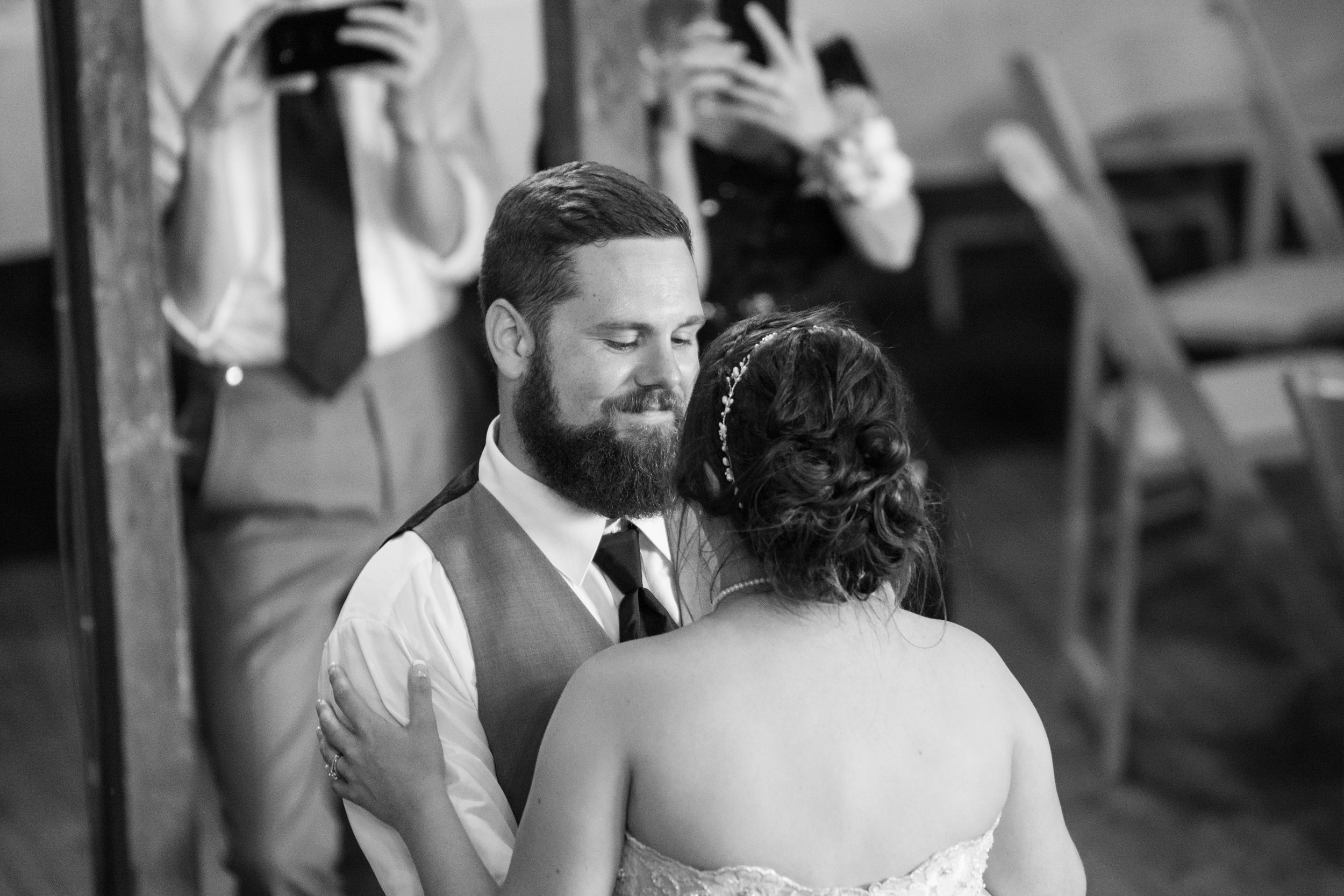 Kate and Ross Dance (25 of 47).jpg