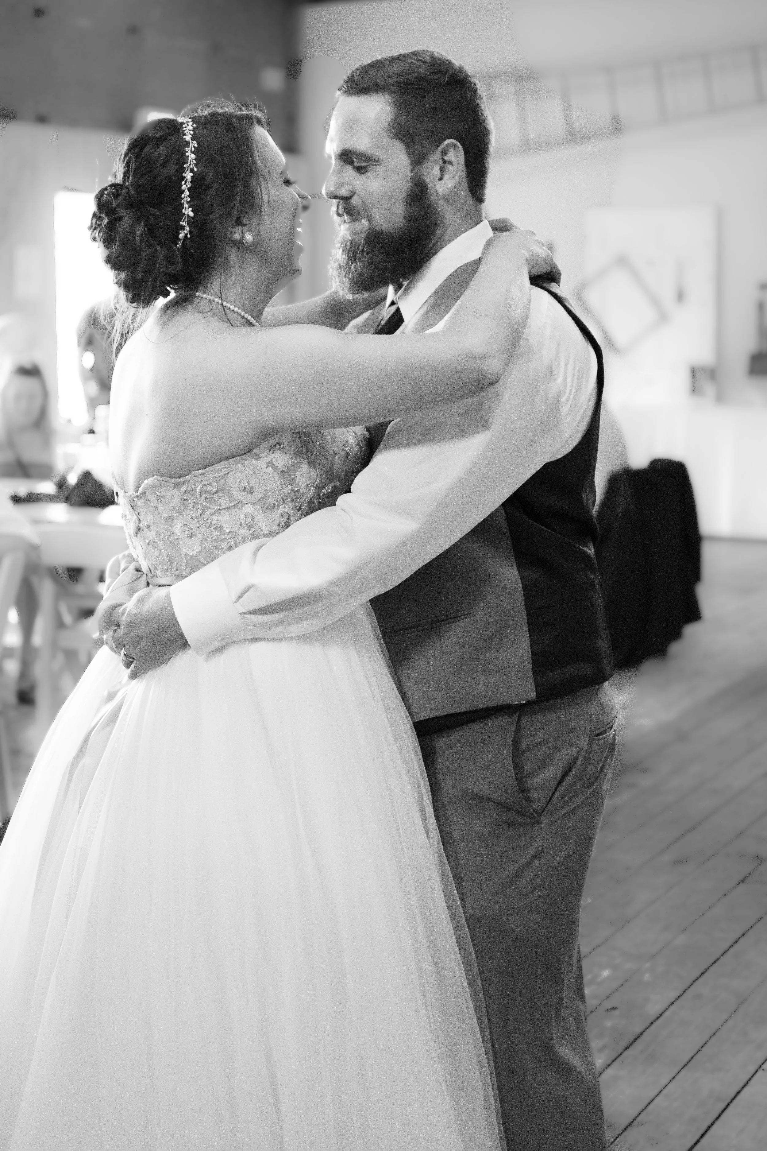 Kate and Ross Dance (30 of 47).jpg